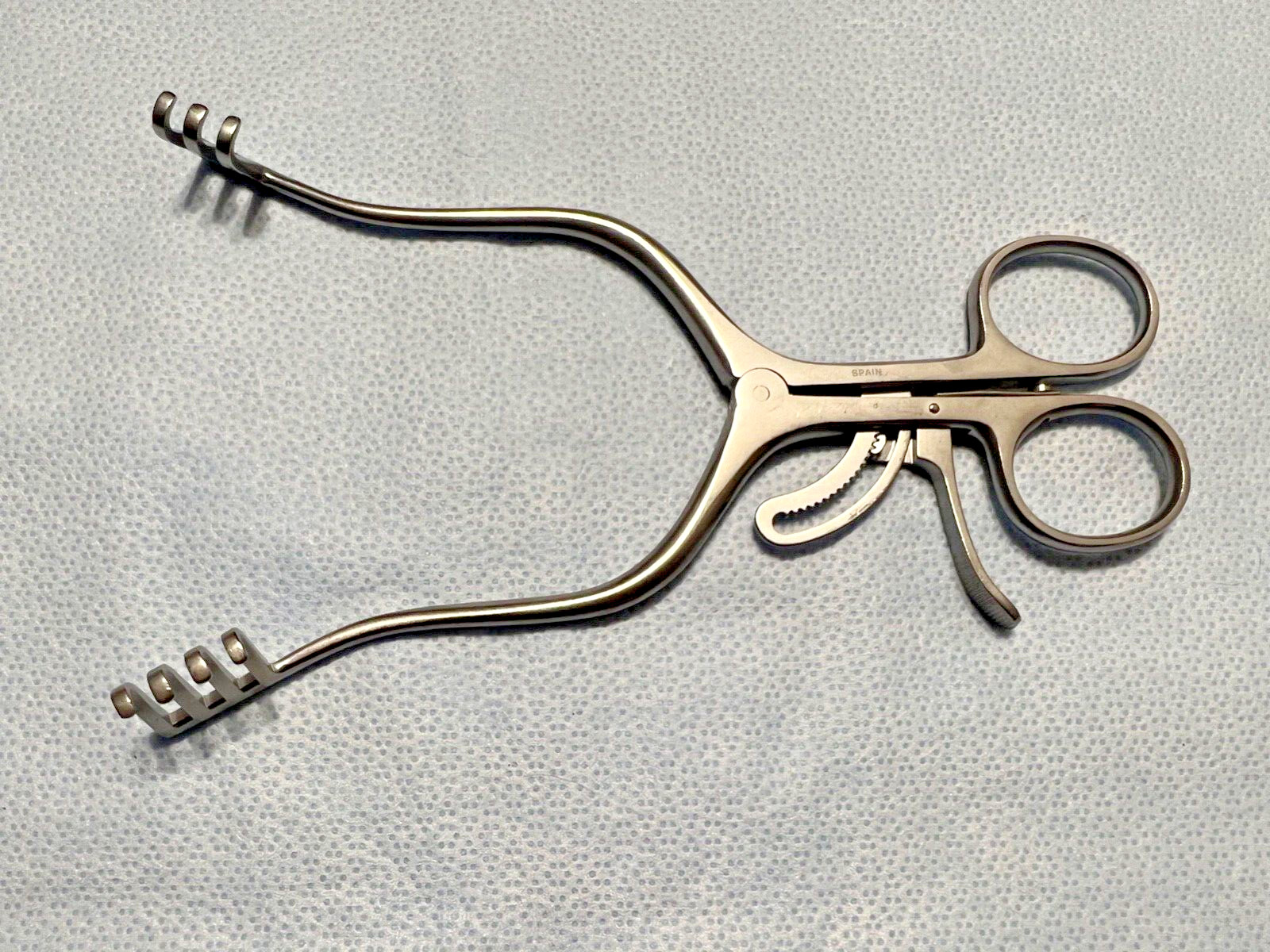Aesculap BV75 Weitlaner Self Retaining Retractor 4×3 Prongs 6-1/2″ Length