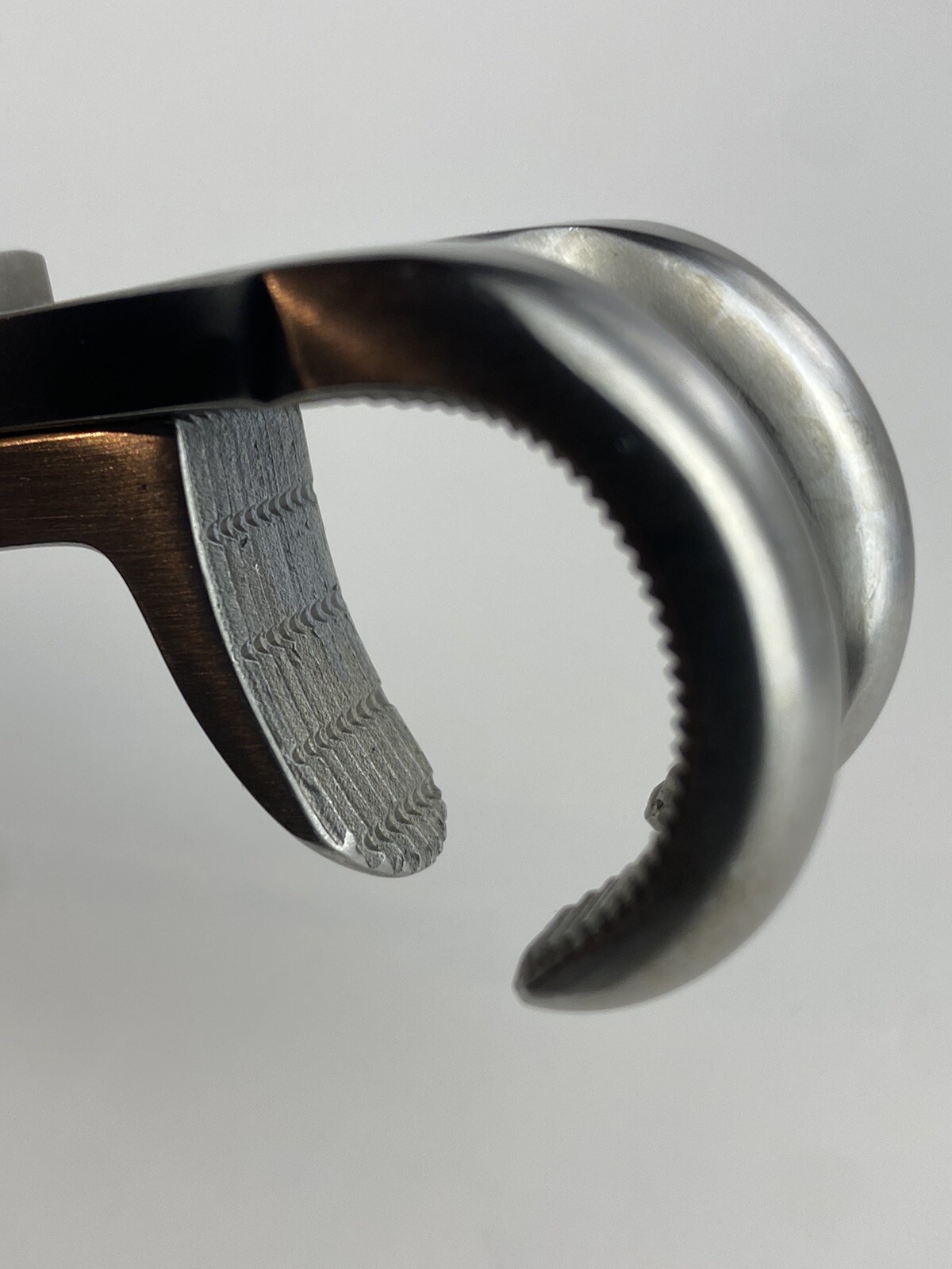 Miltex 27-32 Lowman Bone Clamp 1in Jaw Width 1 x 2 Prong 7in Length Calibrated