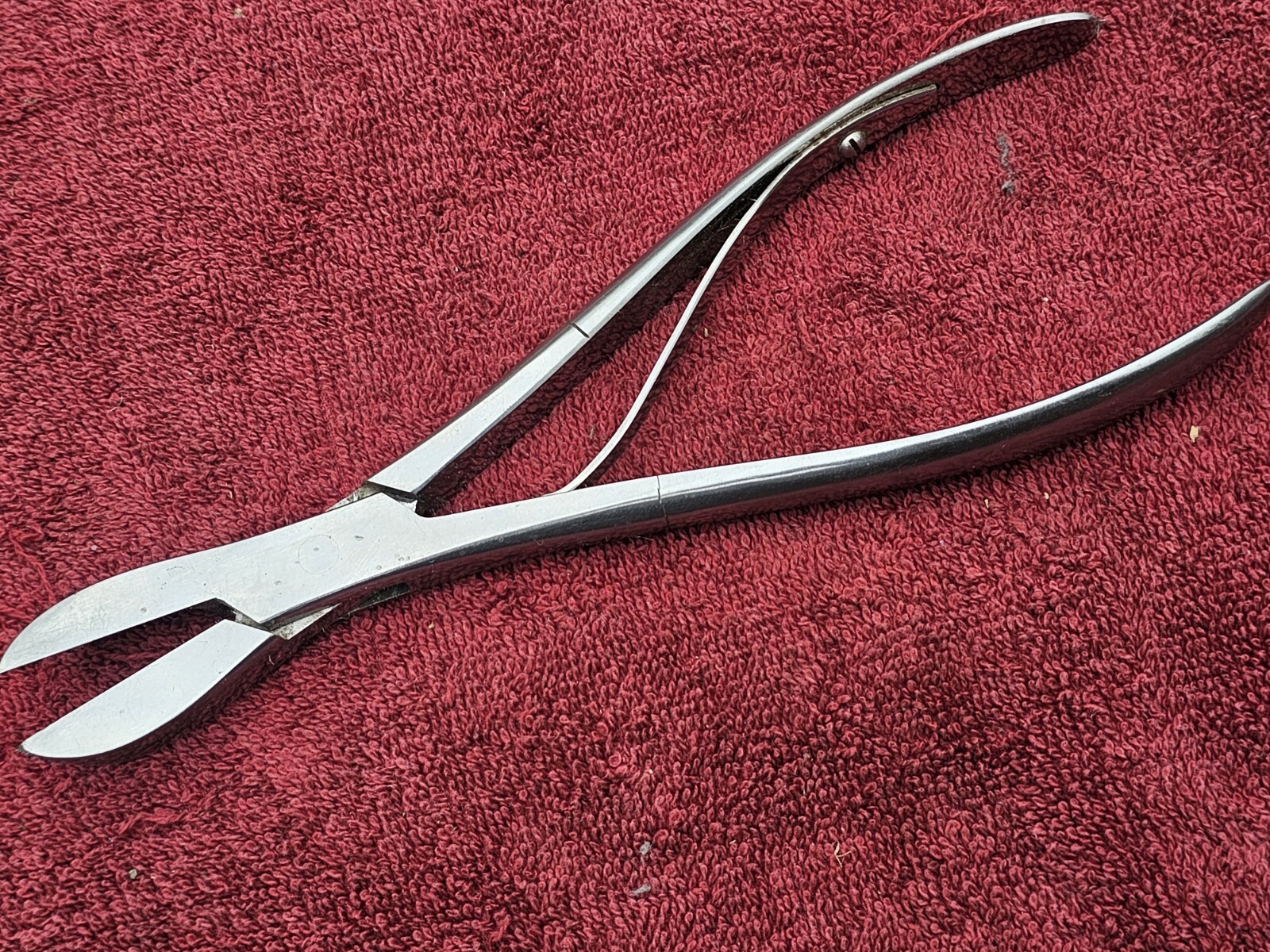 Sklar Stainless Steel Surgical Pliers USA 8-11/16″