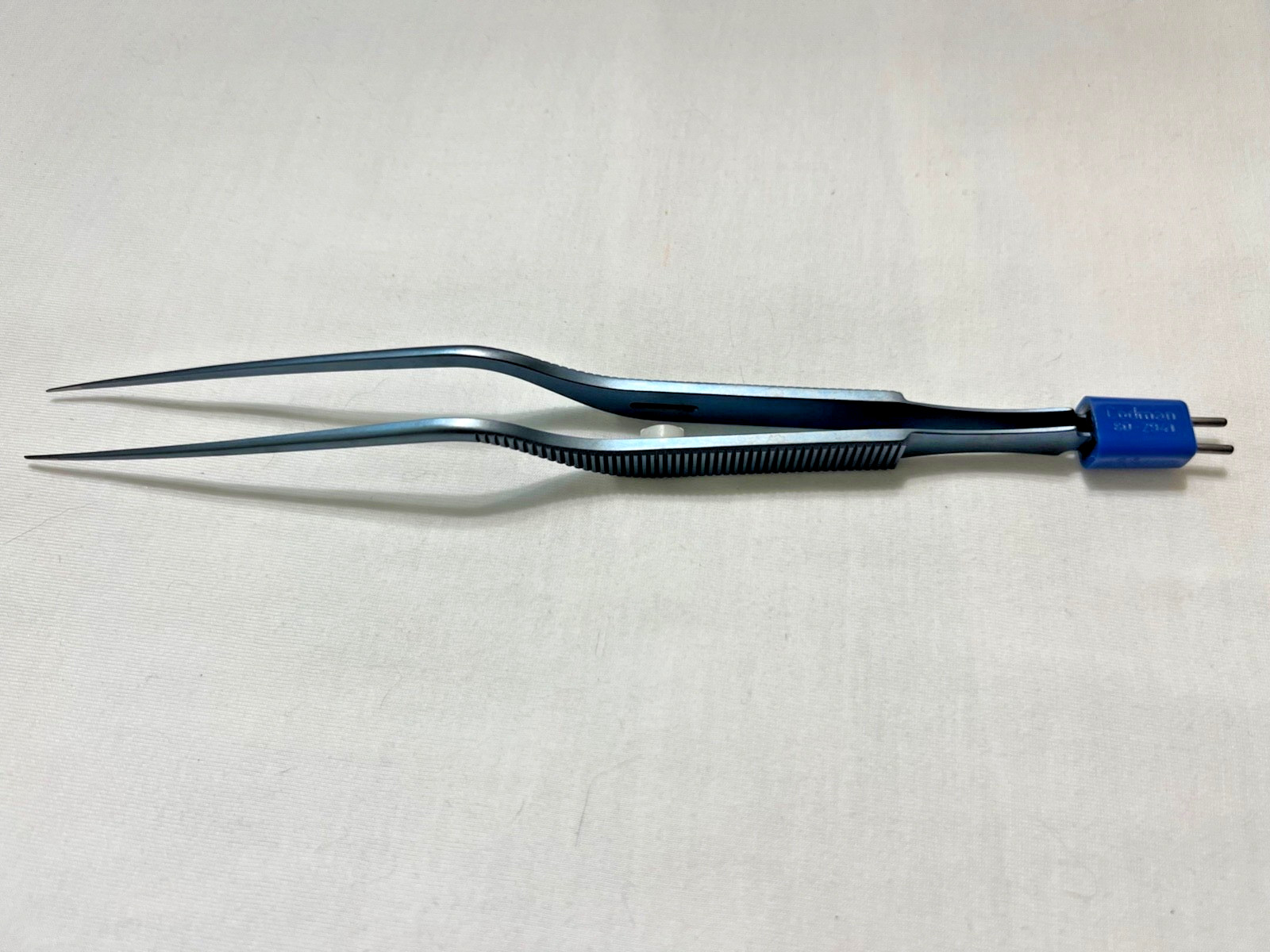 Codman 80-2941 Titanium Bayonet Bipolar Forceps 1mm Tip X 8-3/4″ Length