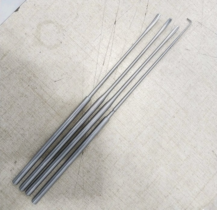 Set of 4 Aesculap Codman Penfield Dissectors & Hook Probe Neurology Orthopedics