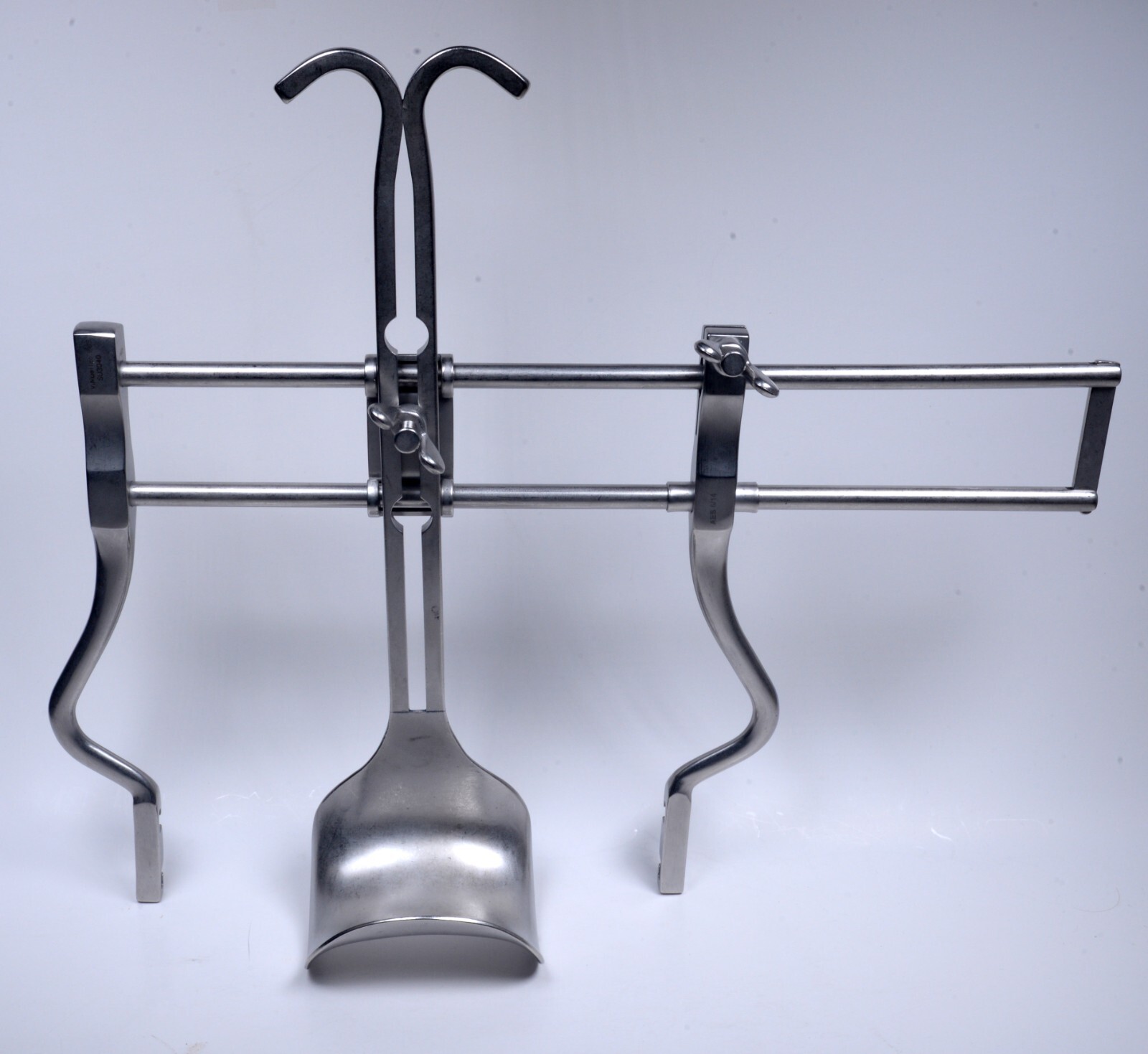 V. Mueller #SU3040 Balfour Abdominal Retractor #SU3021 Center Blade Stainless