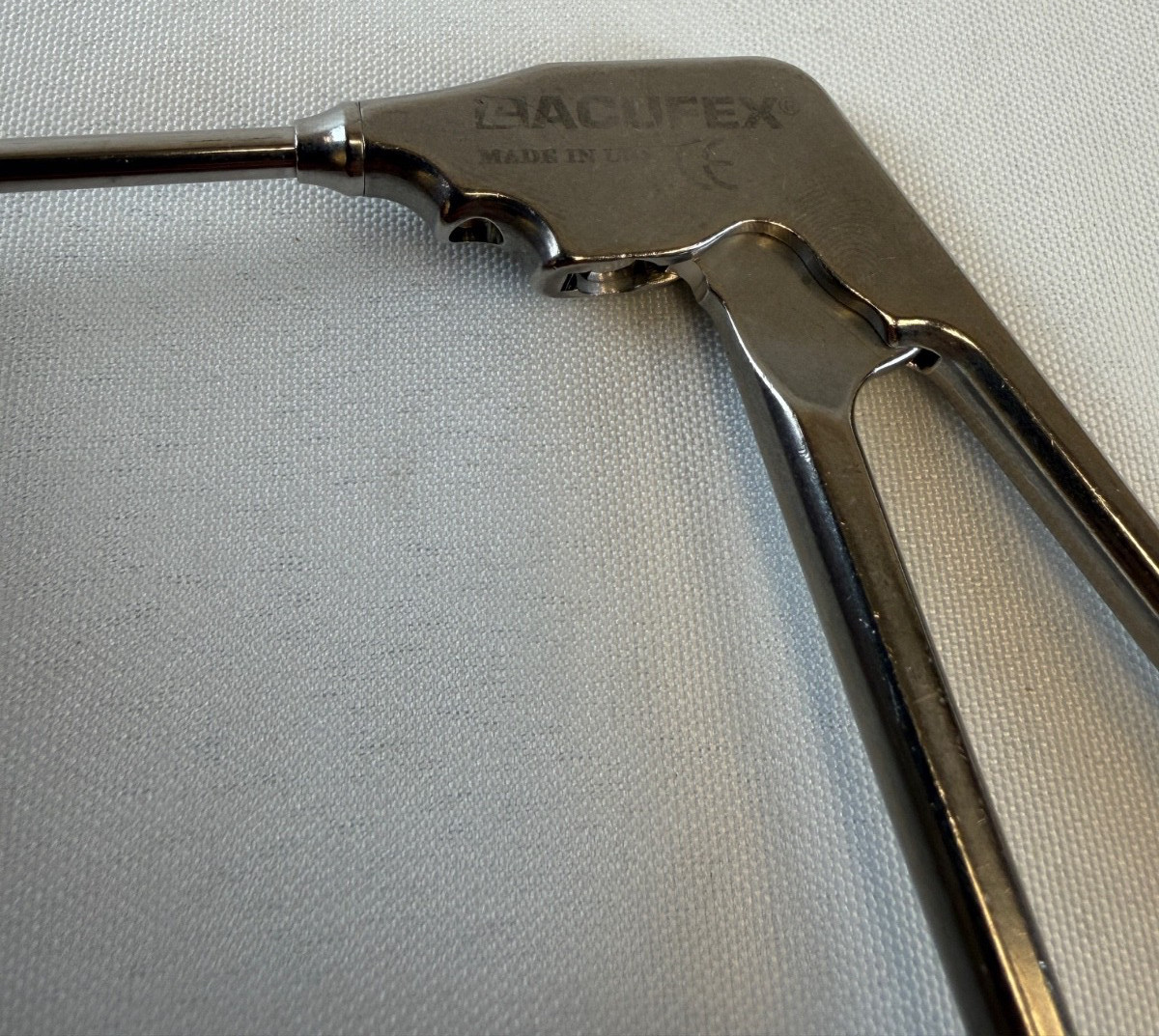 Acufex 010912 2.2mm Left 90° Rotary Arthroscopic Basket Punch Arthroscopy
