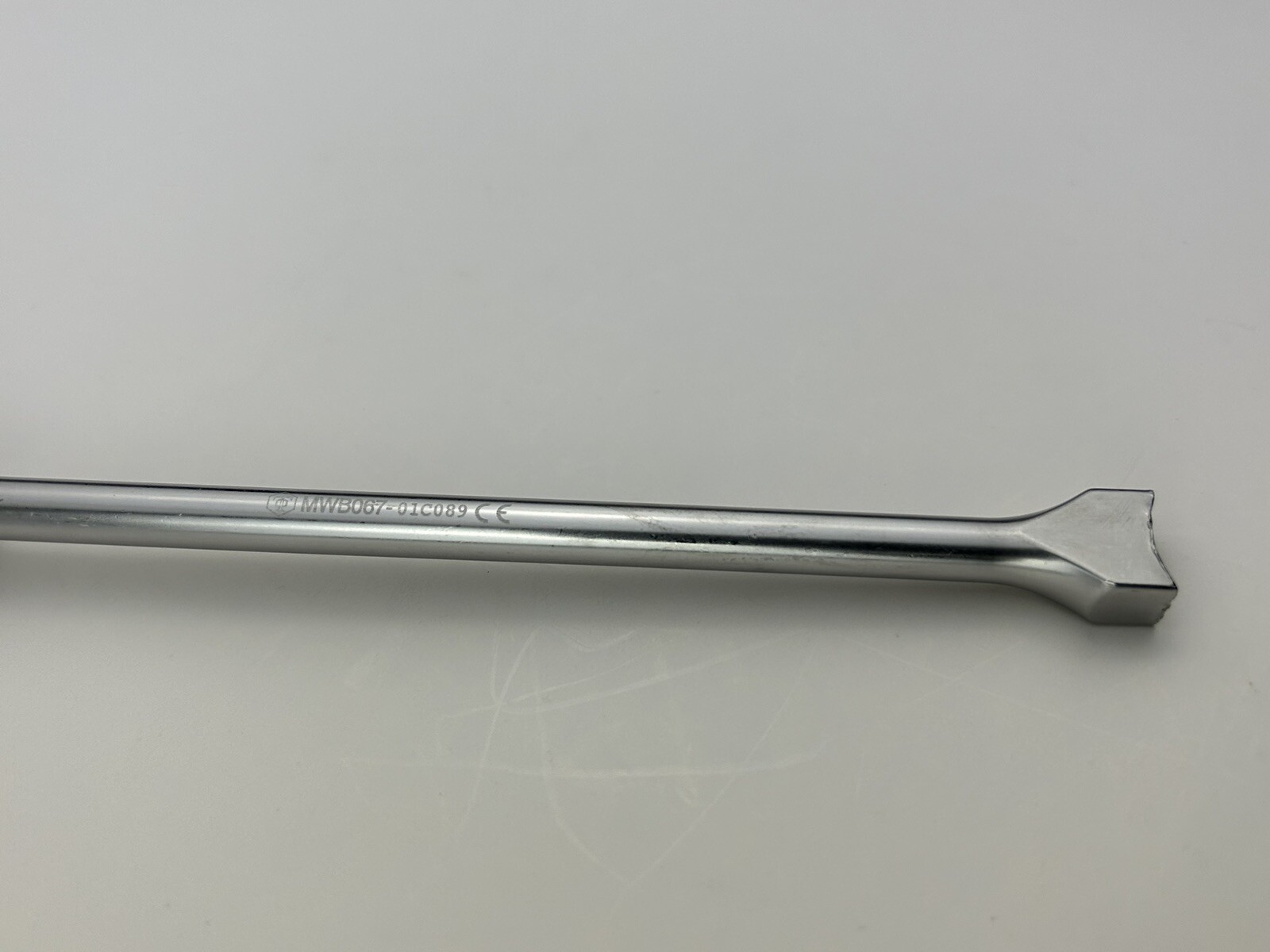 Tornier REF MWB067 Head Removal Instrument Tip 12 x 6.5mm Length 8.75in