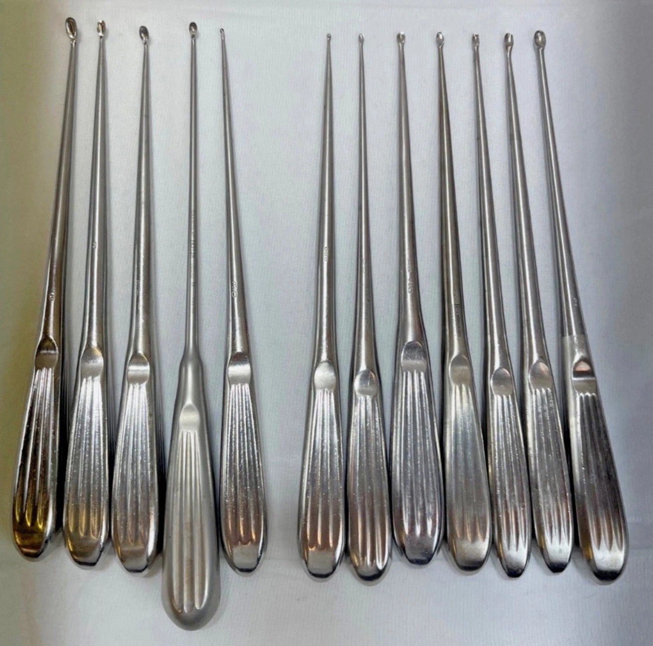 Set of 12 V Mueller Zimmer Konig Aesculap Straight & Angled 9″ Curette Set Neuro