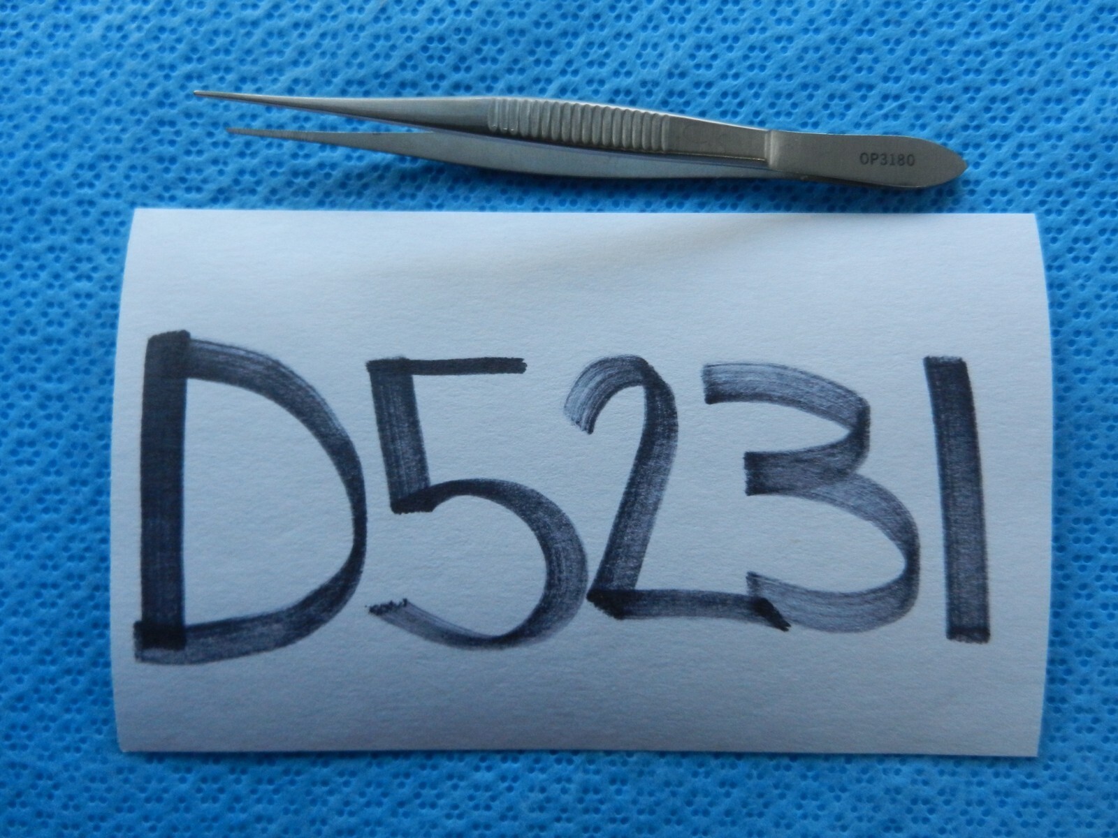 D5231 V. Mueller Opthalmic Dressing Forceps Serrated Tips Ratchet Lock OP3180