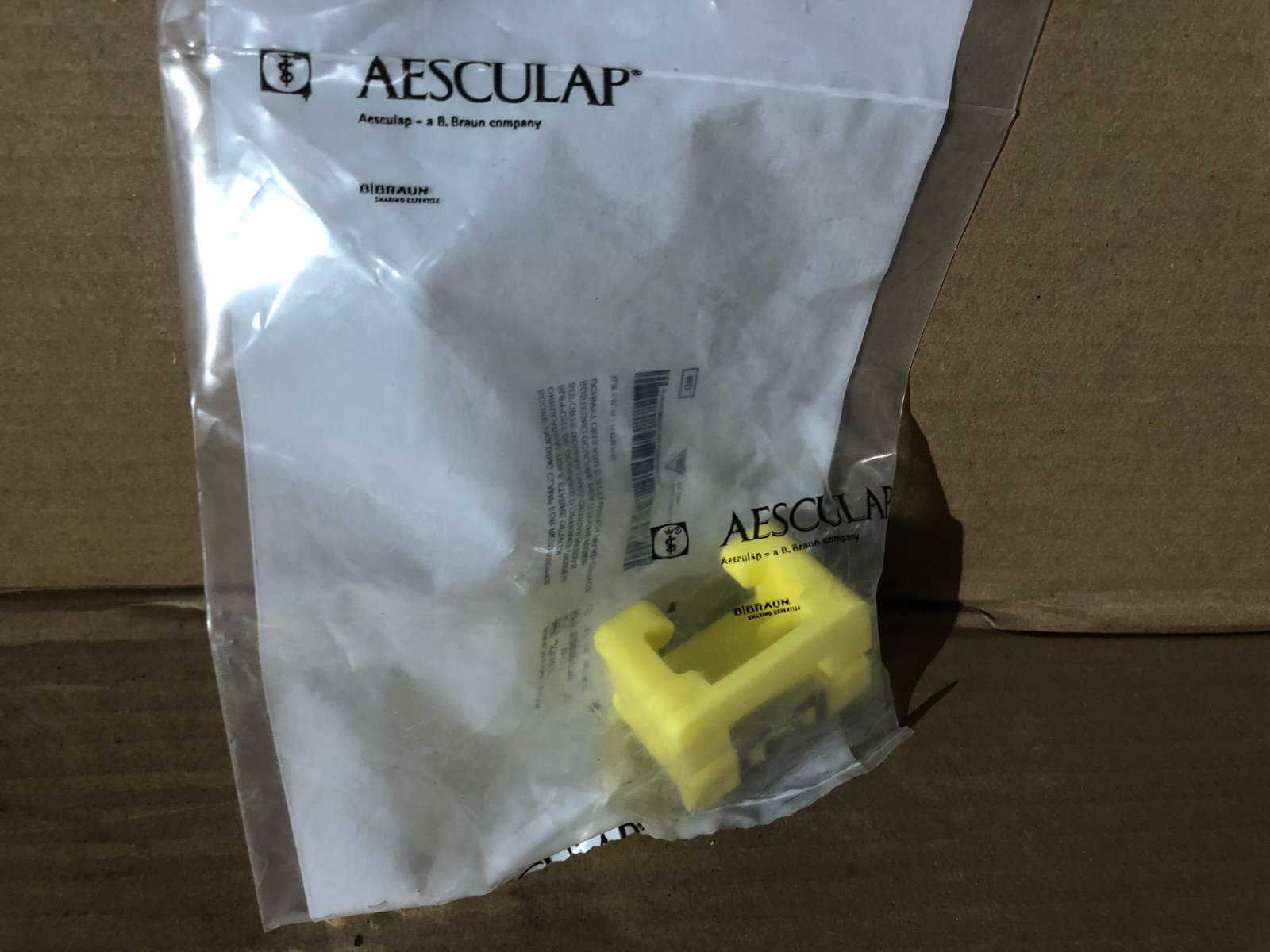Aesculap JG367 Silicone Scope Holding Clamp for reading scopes- New
