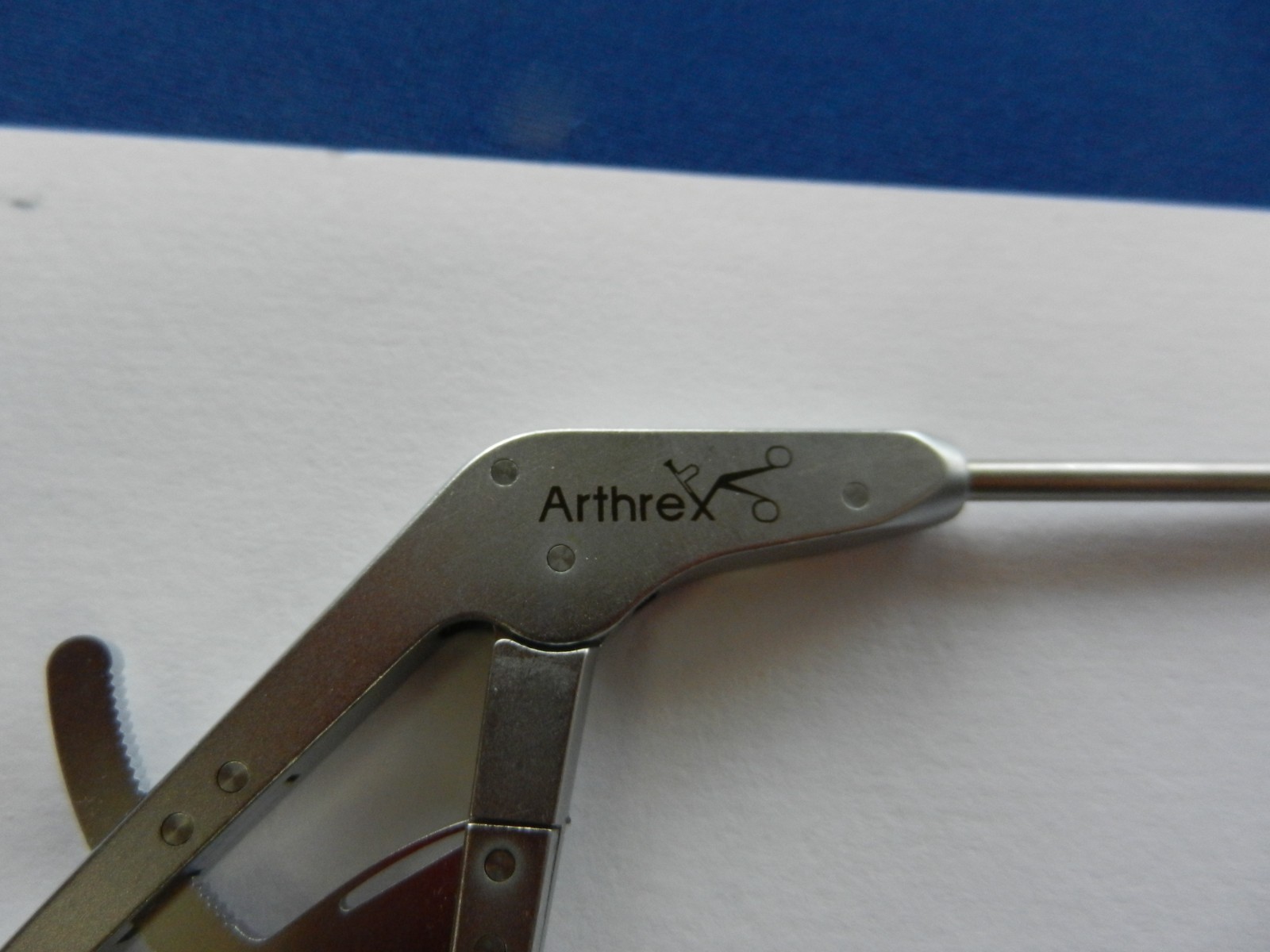 Arthrex AR-11740SR Straight Pointed Tip 2.75mm Grasper
