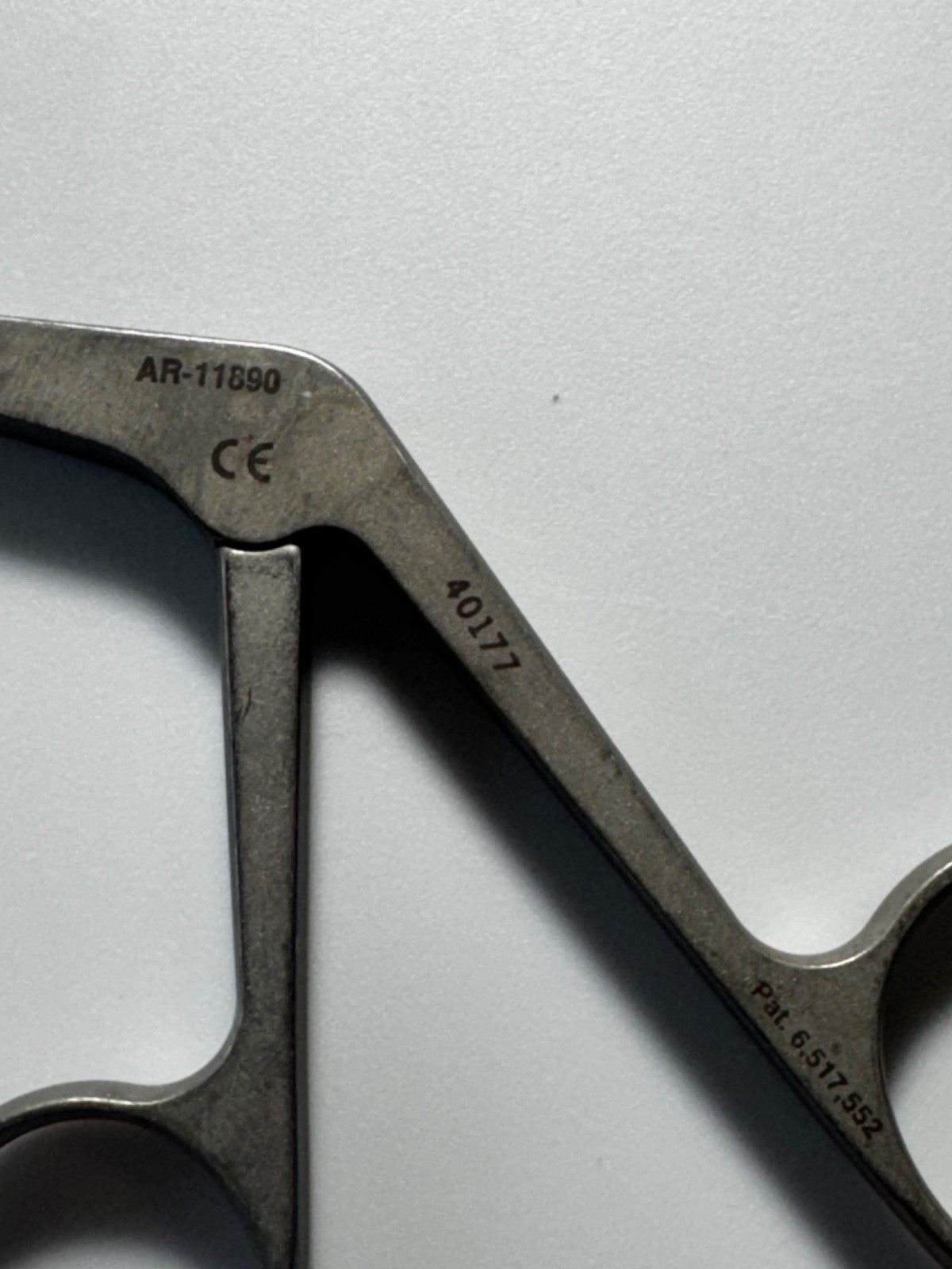 Arthrex 2.75mm/22 Degree Up Tip Birdbeak Forcep Model AR-11890