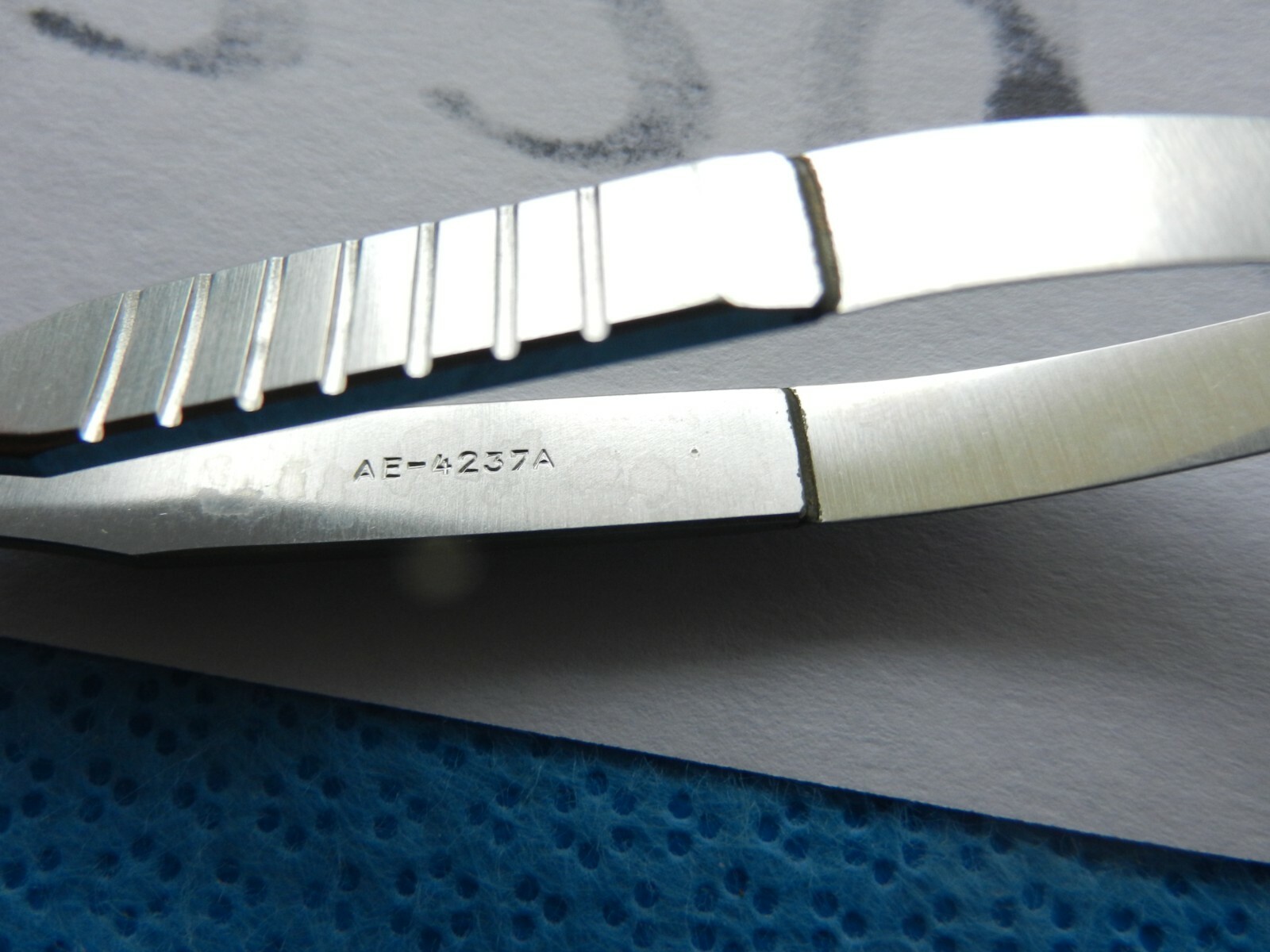 D2392 Asico Surgical Ophthalmic Lens Forceps AE-4237A