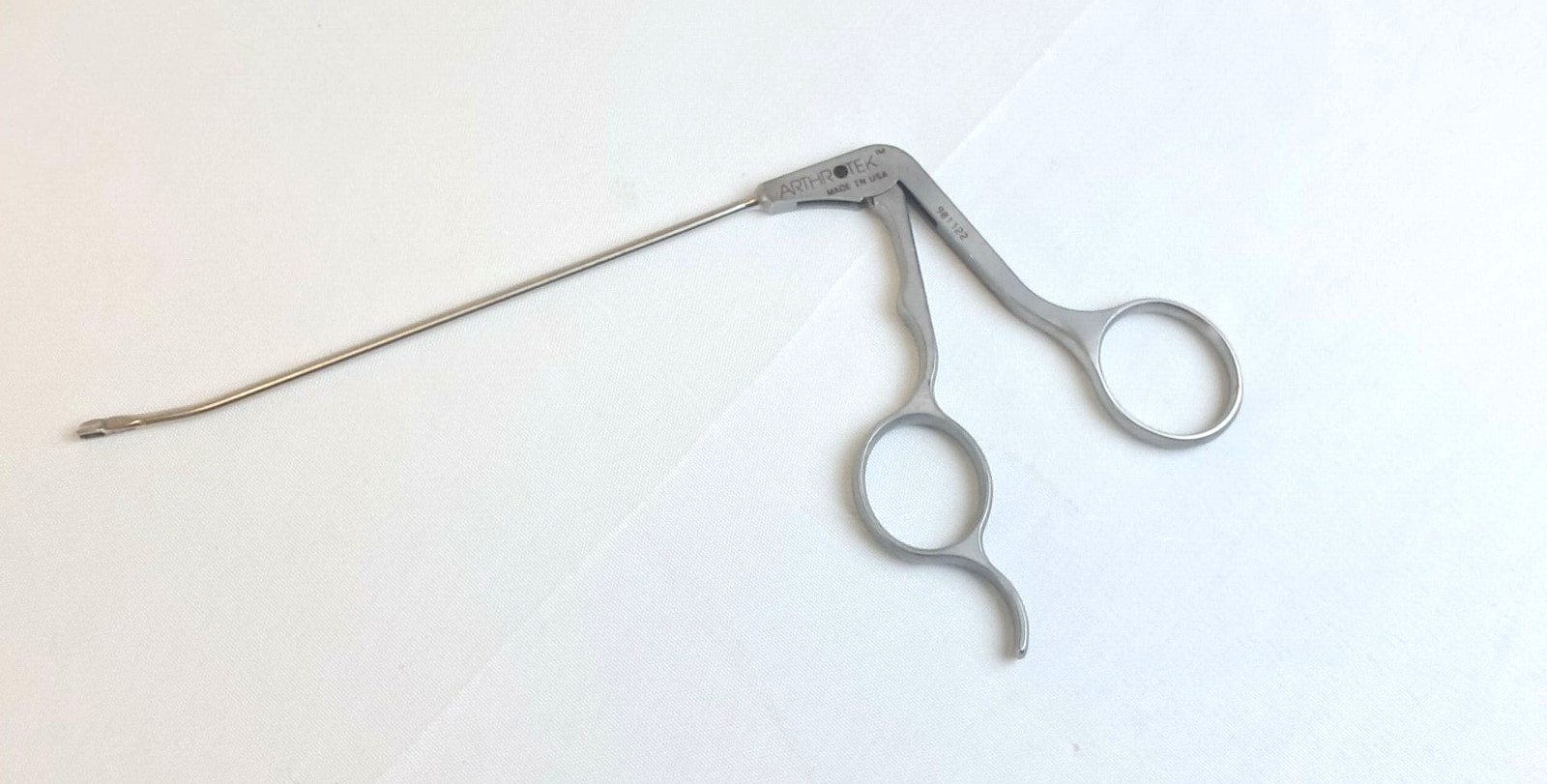 Arthrotek 901122, Arthroscopic 2.75mm Wide Left Backbiter