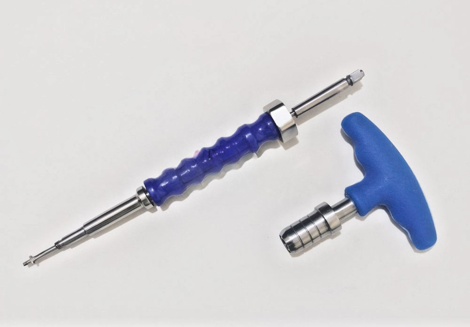 Polyaxial Pedicle Screw Driver Universal Spine Surgical Orthopedic Instrument CE
