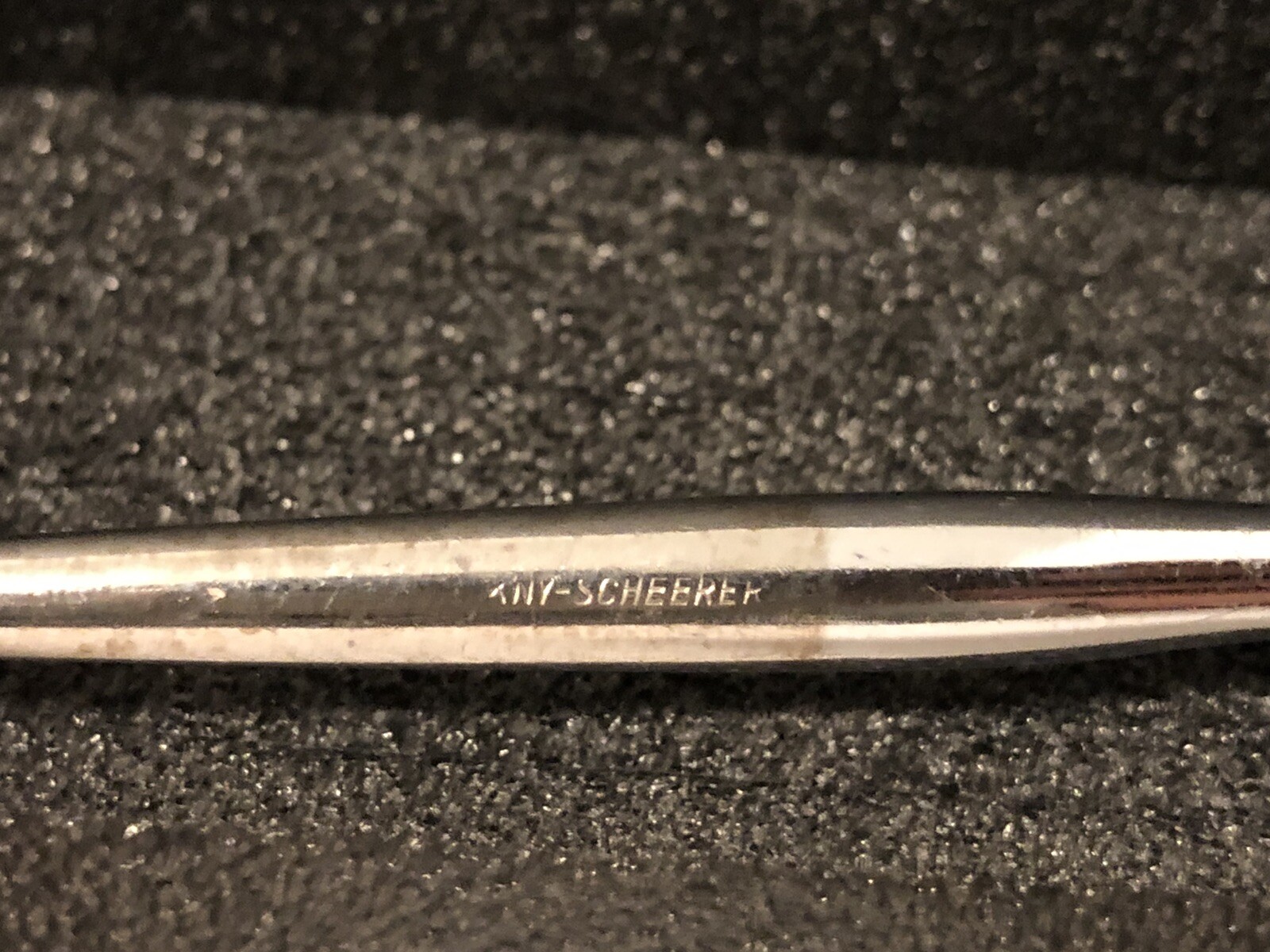 KNY Scheerer – Volkman Retractor – 3 Prong Sharp, 10mm Width