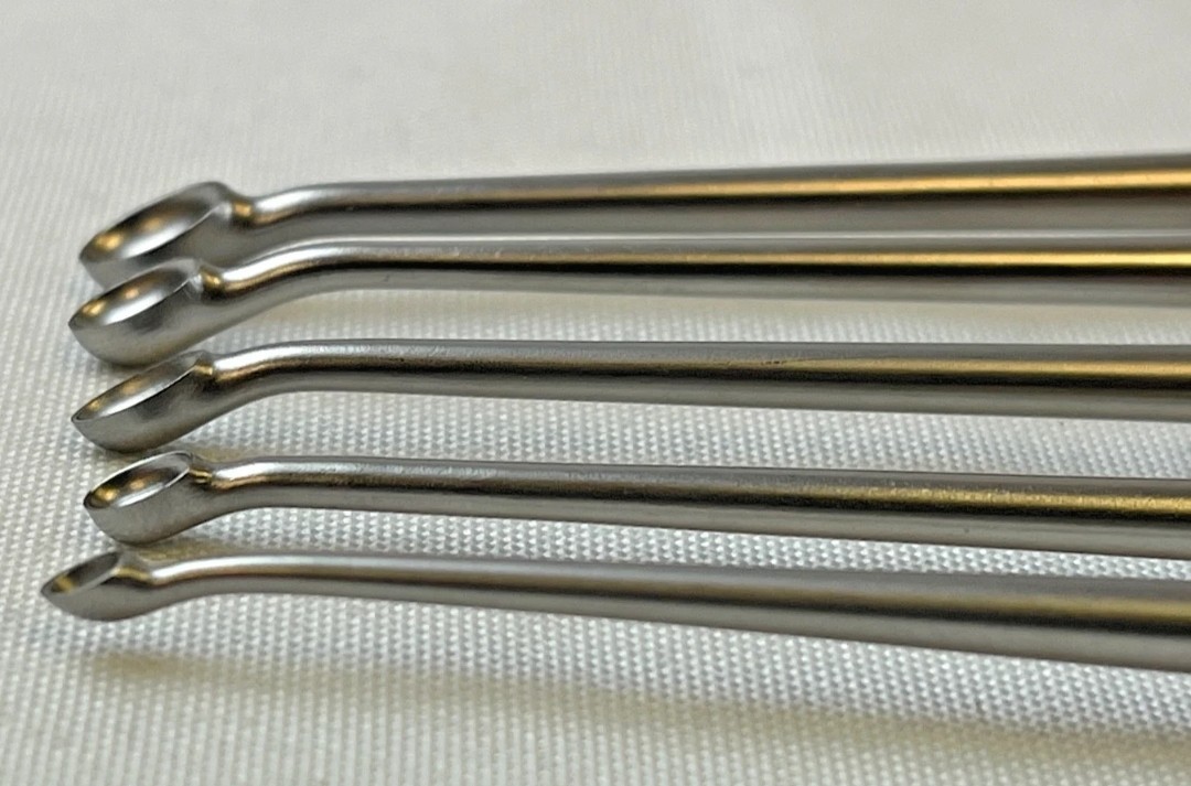 Set of 5 Symmetry Surgical Bruns Hollow Handle Reverse Angle 9″ Curettes 1-0000