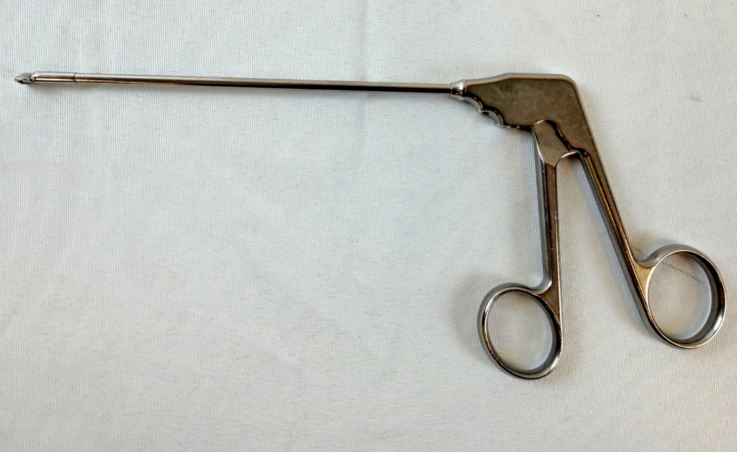 Acufex 010912 2.2mm Left 90° Rotary Arthroscopic Basket Punch Arthroscopy