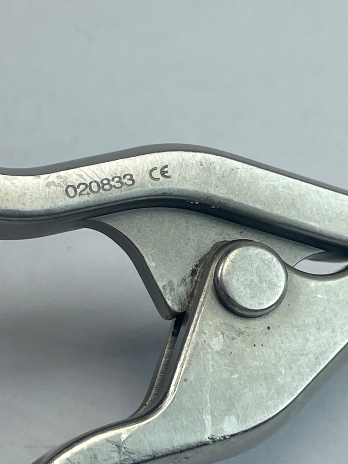 arthrex ar-8005d 020833 pliers (compression staple distractor)