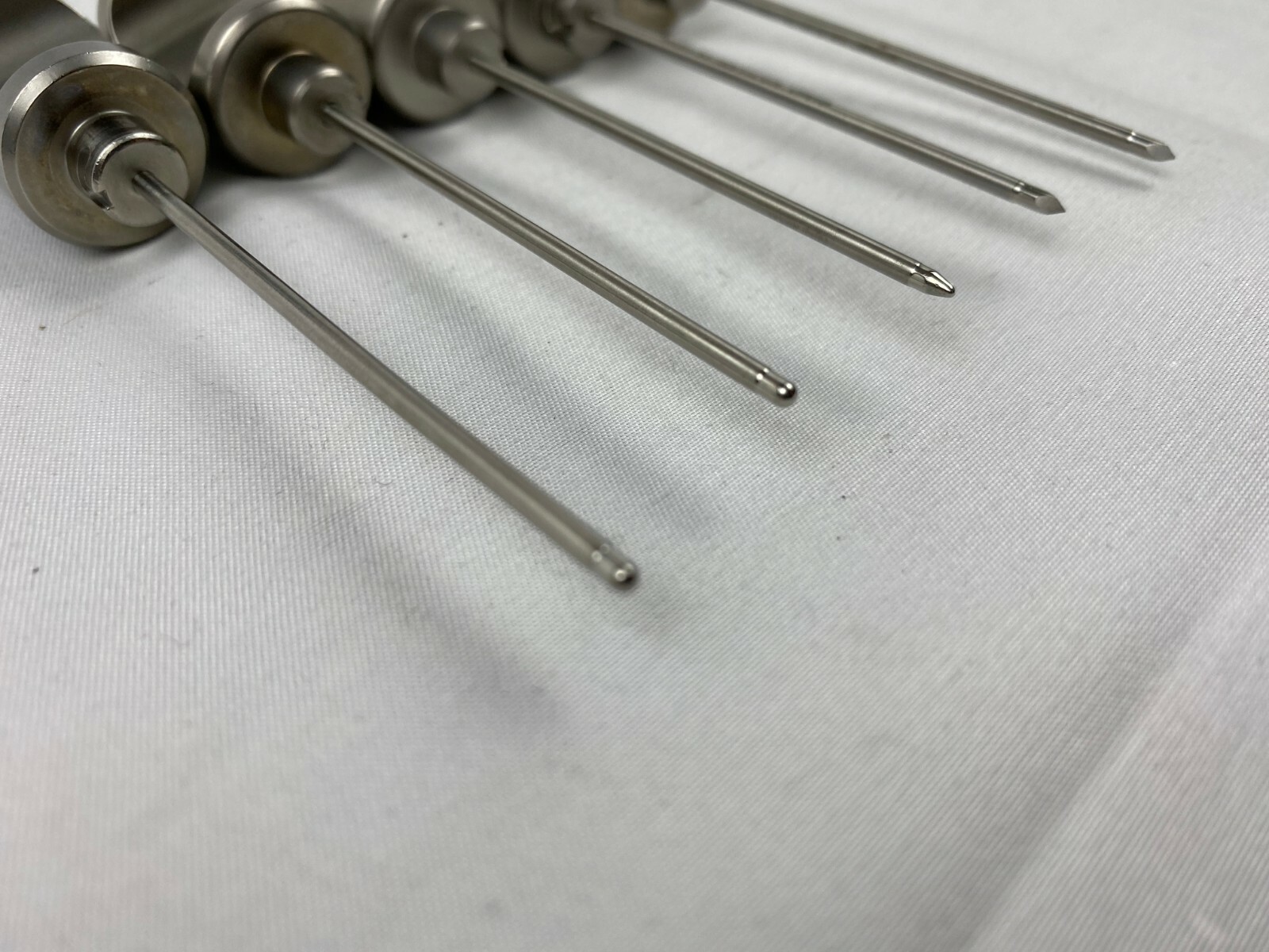 Stryker Trocars W/ Sheaths & Valve