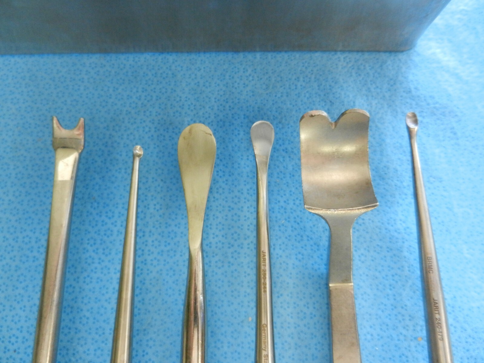 Aesculap Codman V. Mueller Orthopedic Heavy Duty Spinal Instruments W/ Case