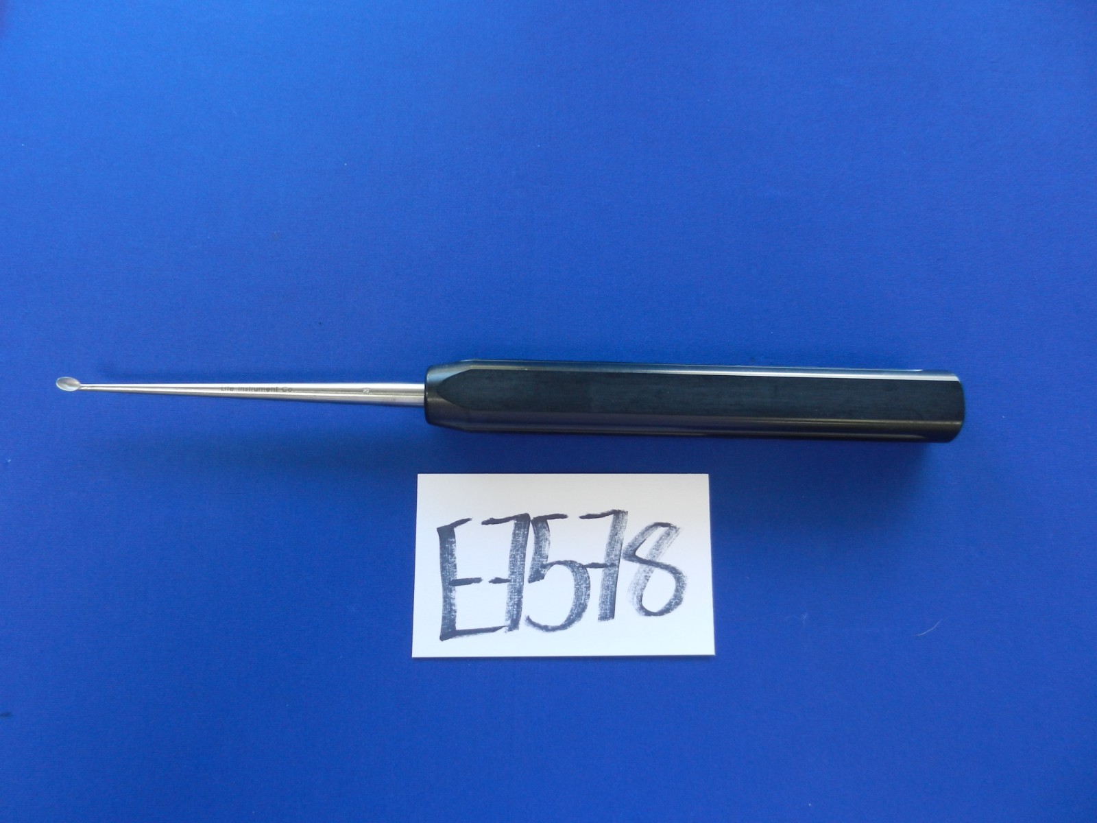 E7578 Life Instruments Co. 710-1503-1 Angled Long Handle Curette