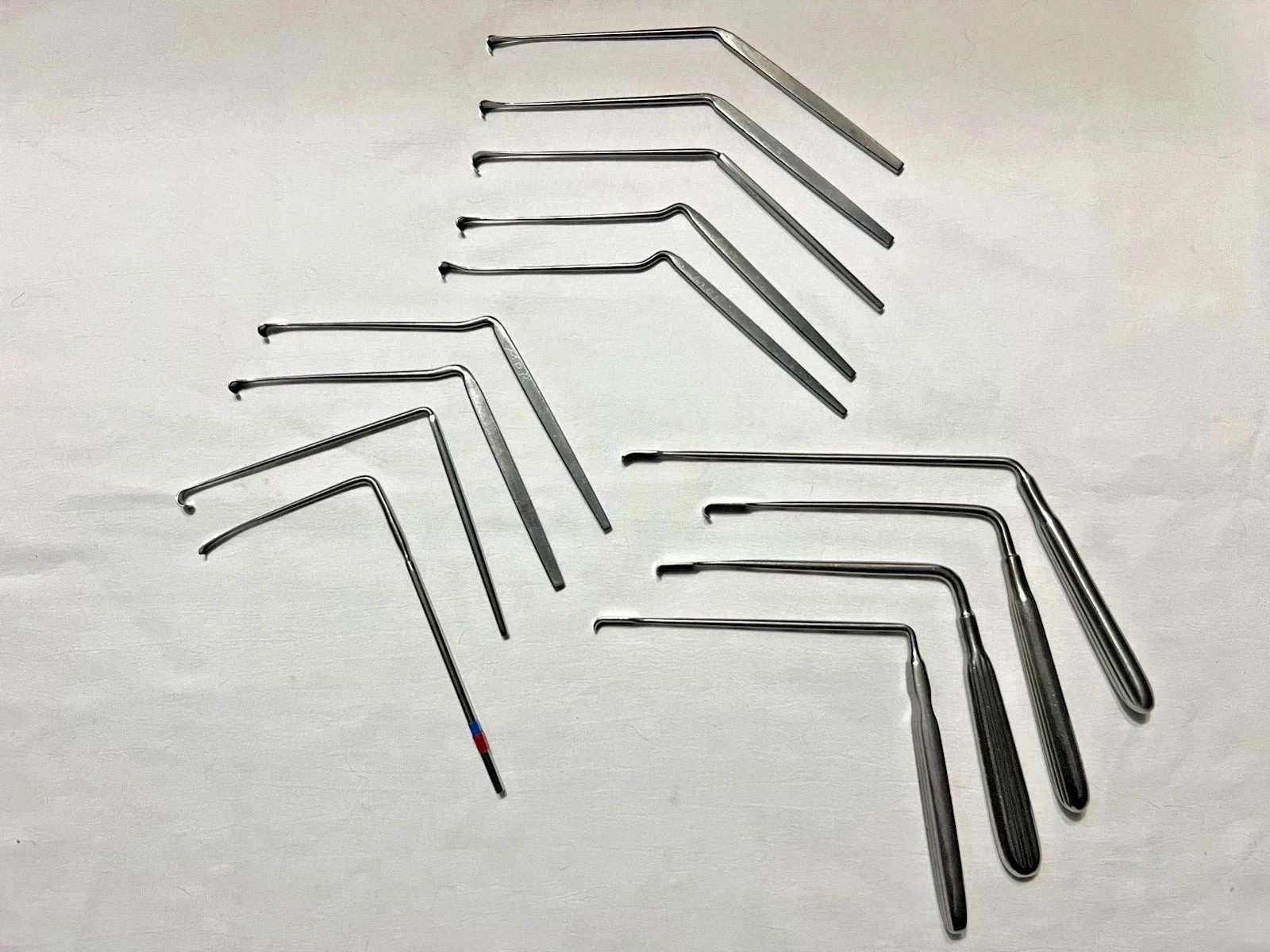 Set Of 13 V.Mueller Boss Ruggles Codman Weck Symmetry Nerve Root Retractors