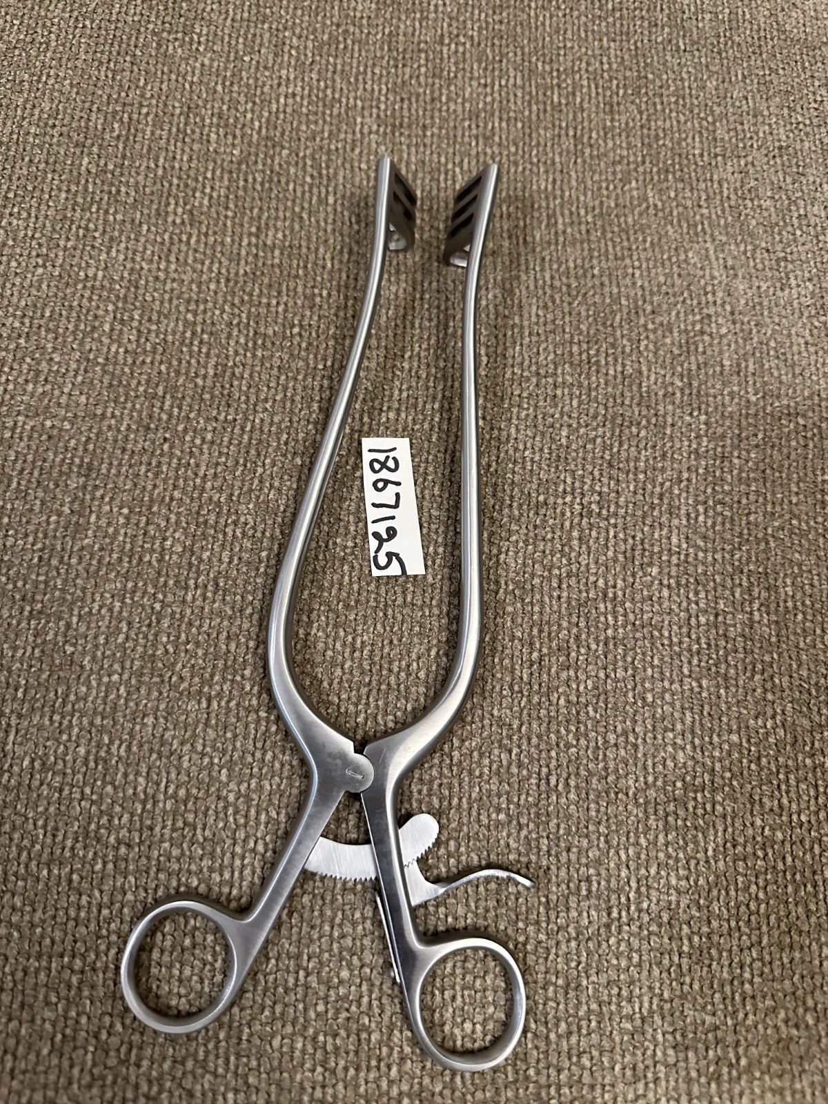 SET OF 2 PCS ORTHOPEDIC WEITLANER RETRACTOR 10″ SHARP & BLUNT 3X4 TEETH
