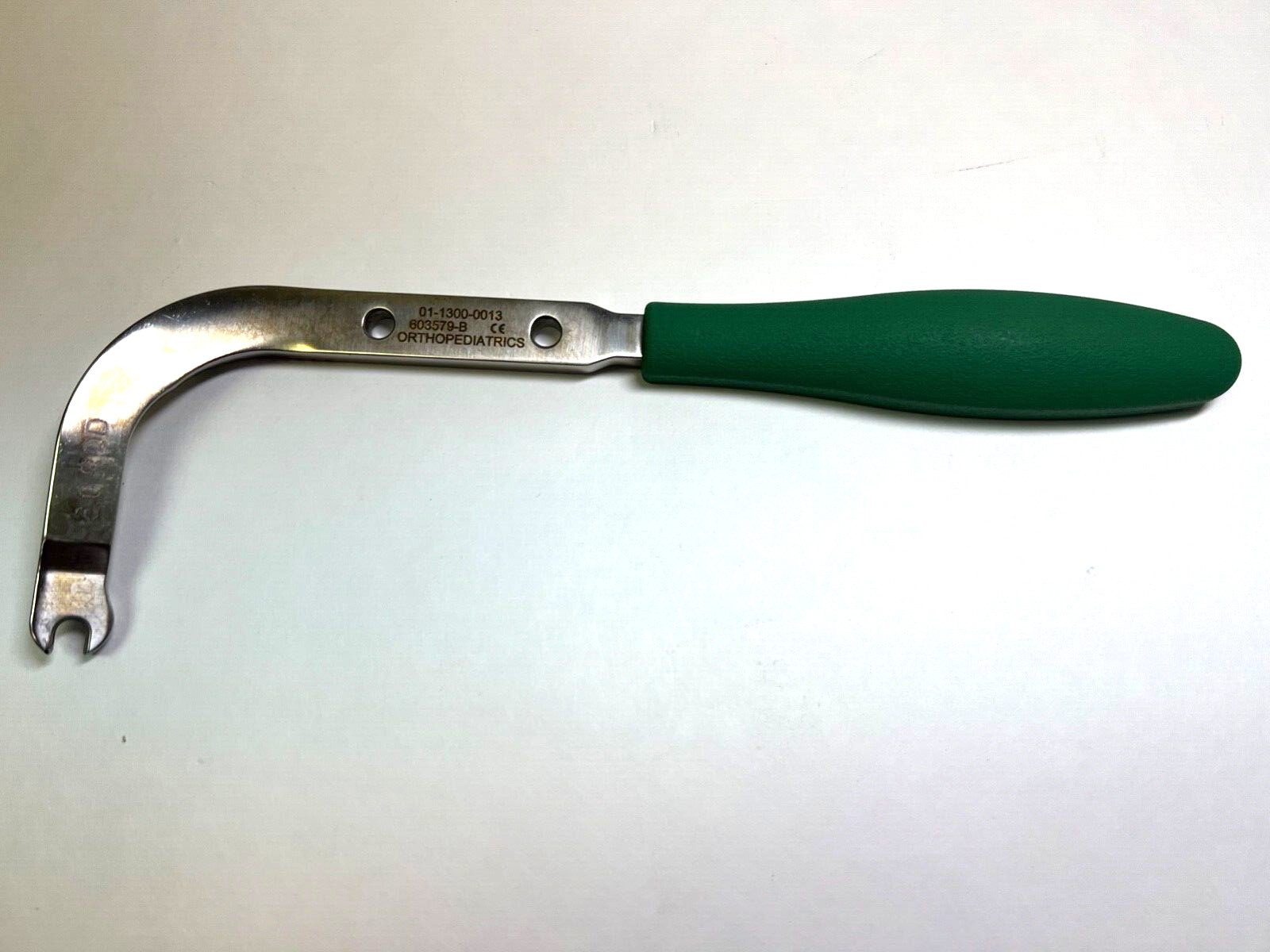Orthopediatrics 01-1300-0013 Left Angled 6mm Orthopedic Coronal Bender