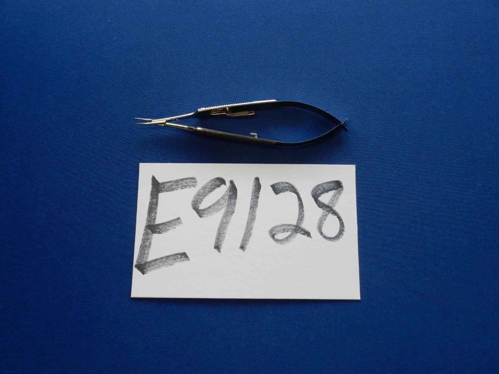Weck 4156 Barraquer Curved Locking Needleholder 5″