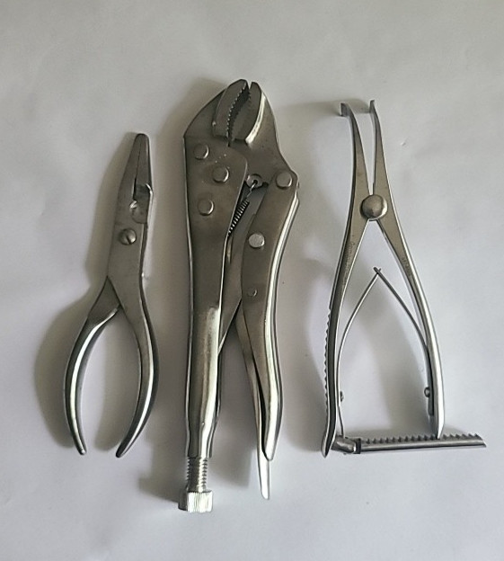 Lot of 20 Pioneer Surgical Sternal Cable system and Basic Orthopedic surgery Set