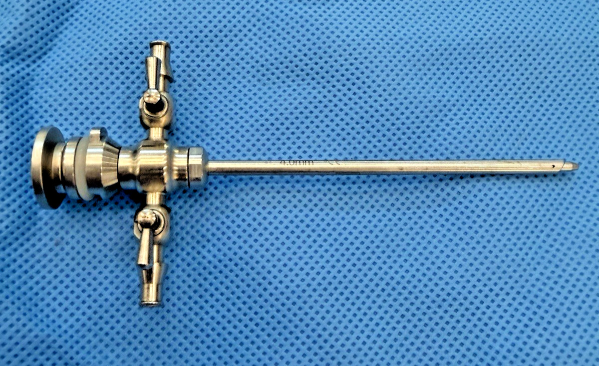 ✅✅Stryker 343-331-450 4mm Cannula, Rotating Stopcocks & 343-331-410 Obturator