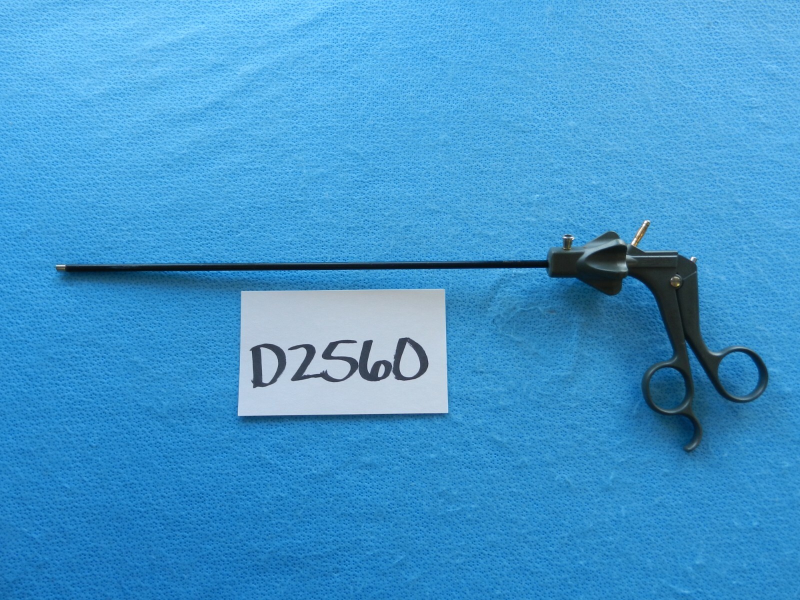 D2560 Stryker Surgical 5mm 30cm Insulated Shaft W/ Monopolar Handle 250-080-617