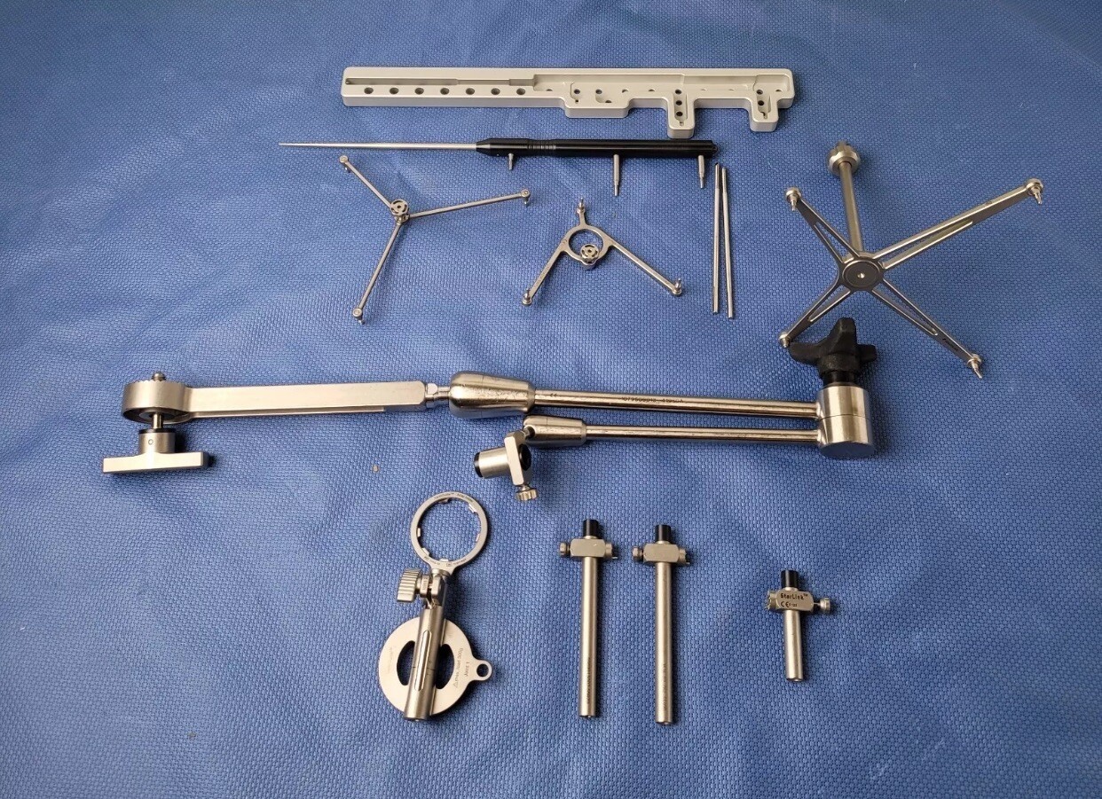 Brainlab Inc. Frameless Biopsy System VarioGuide