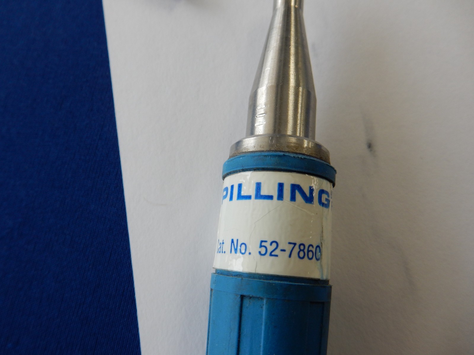 Pilling 52-7860 One Piece Fiber Optic Light Carrier Cable