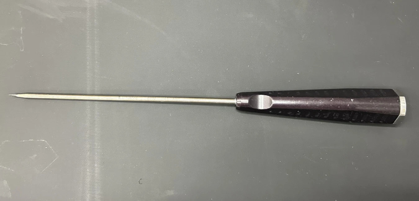 Linvatec ConMed Microfracture Awl, 45°, Thin Shaft, 279mm length 8202