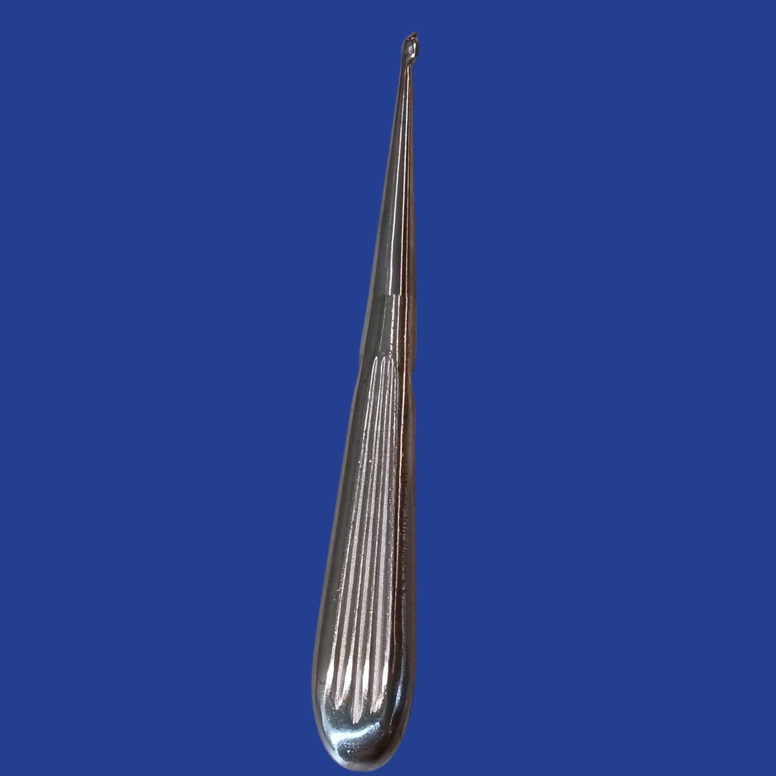 V. Mueller AU6604 Spratt Mastoid Bone Curette – Size 2 Oval Cup – 6.5″ Stainless