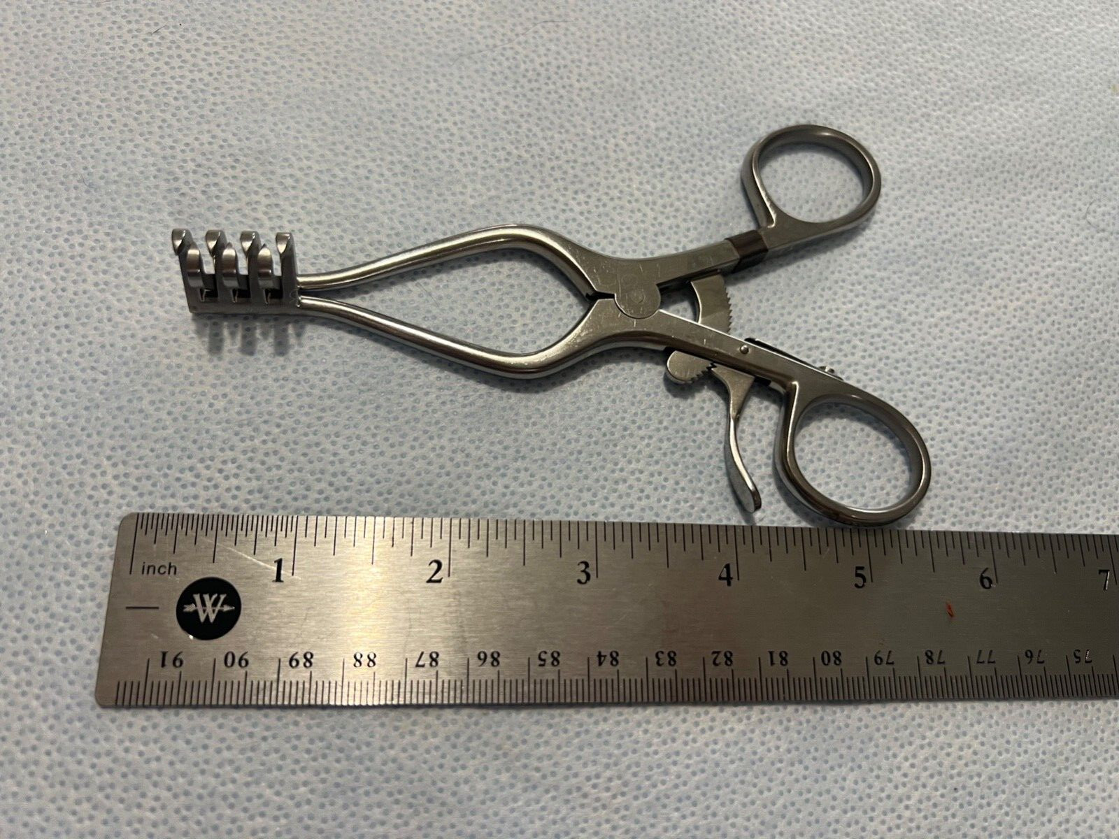 Life Instruments 741-5501-0 Weitlaner Retractor 3X4 Prongs 5-1/2″ Length