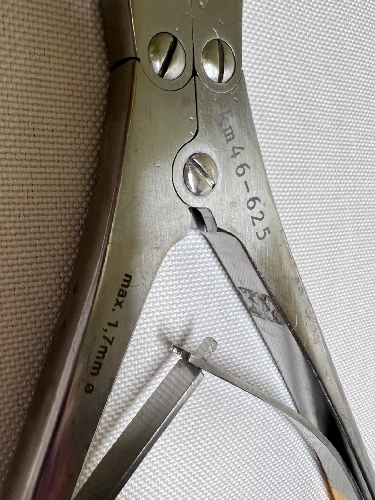 K. Medical KM46-625 Front & Side Cutting Pliers Orthopedics