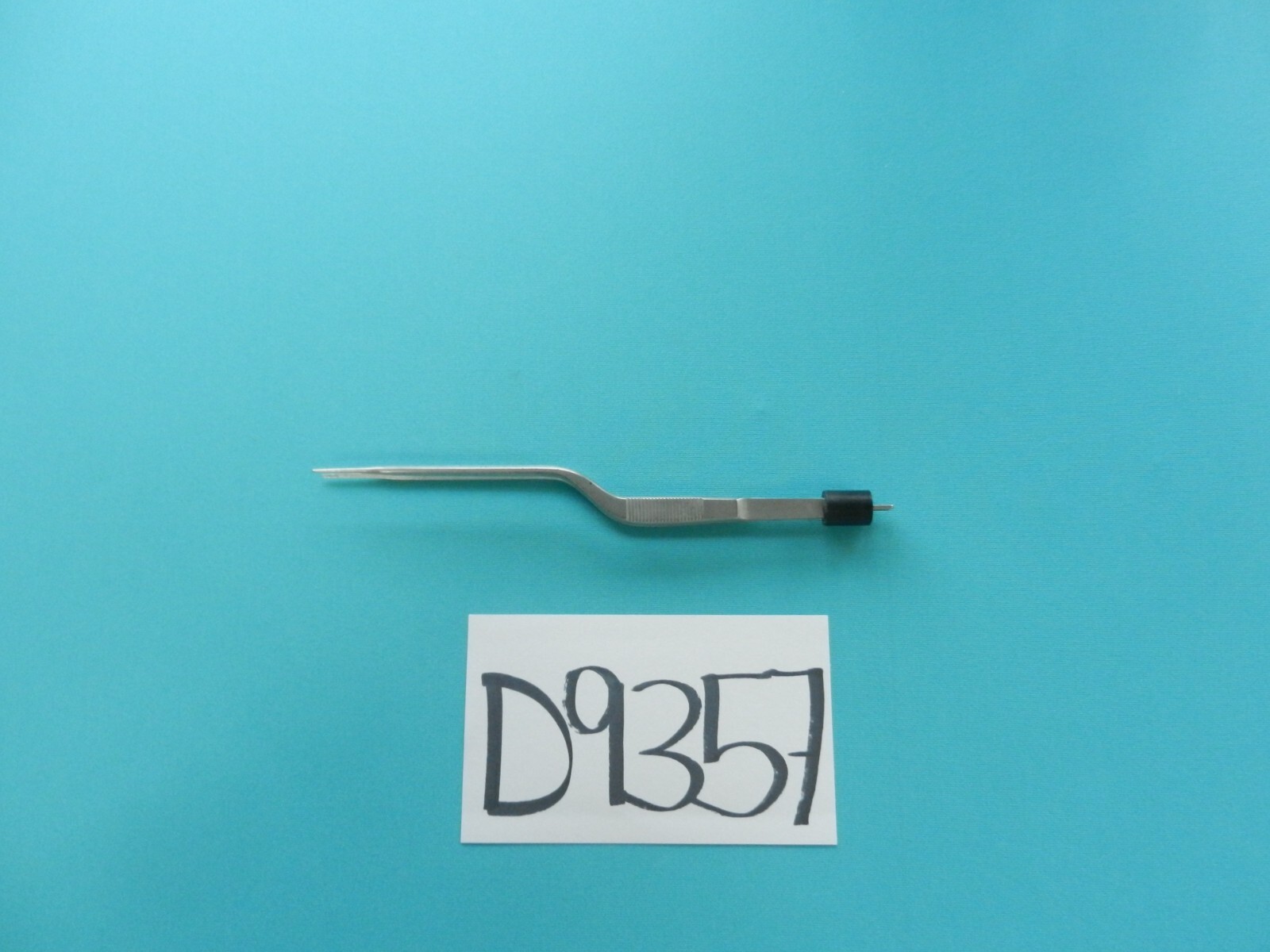 D9357 Kirwan Gerald 1.0mm Bayonet Bipolar Forceps 19.1cm 11-1001