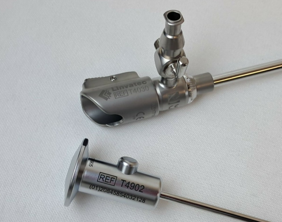 Linvatec T4030 Quicklatch Single Stopcock Cannula w/ T4902 Conical Obturator