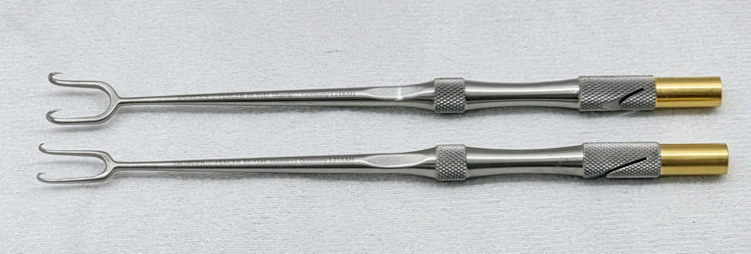 (2x) Snowden-Pencer 11mm & 8mm Double Hook, 6″ (15cm) 88-1547, 88-1546