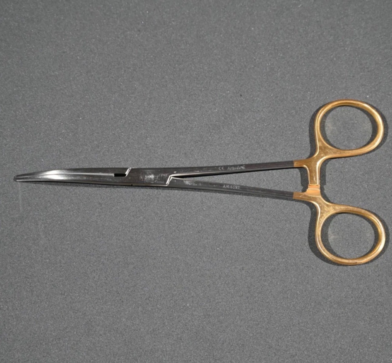 Arthrex AR-6592 PassPort Hemostat Curved Surgical Instrument