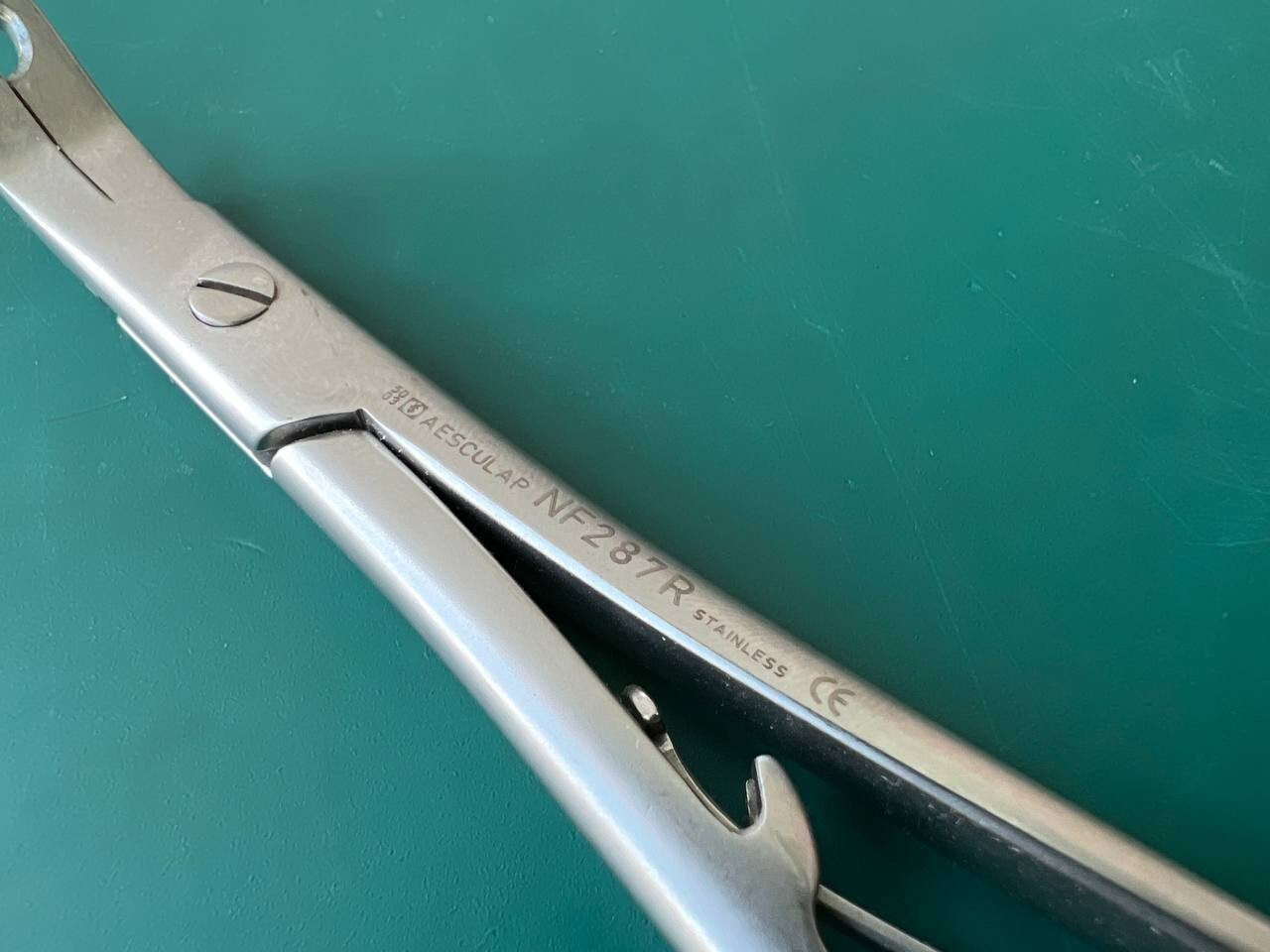 Aesculap NF287R Forceps