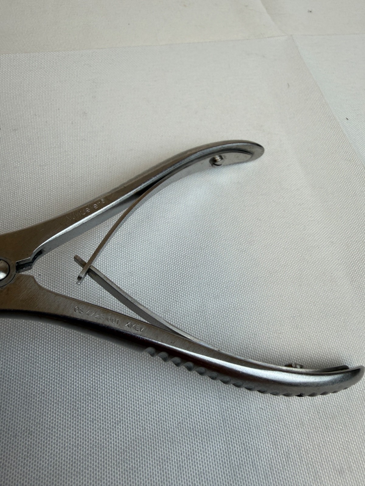 V. Mueller OS4723-001 Bone Cutting Forceps Kleinert-Kutz Straight double-action