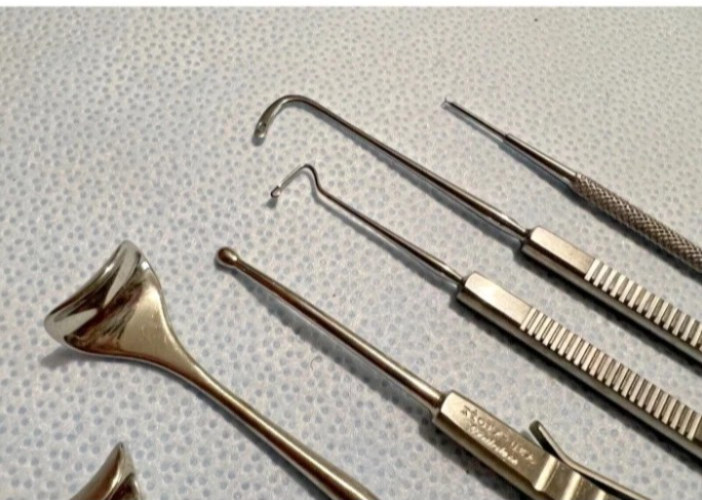 Set Of 7 Karl Storz Ophthalmic Surgical Instruments
