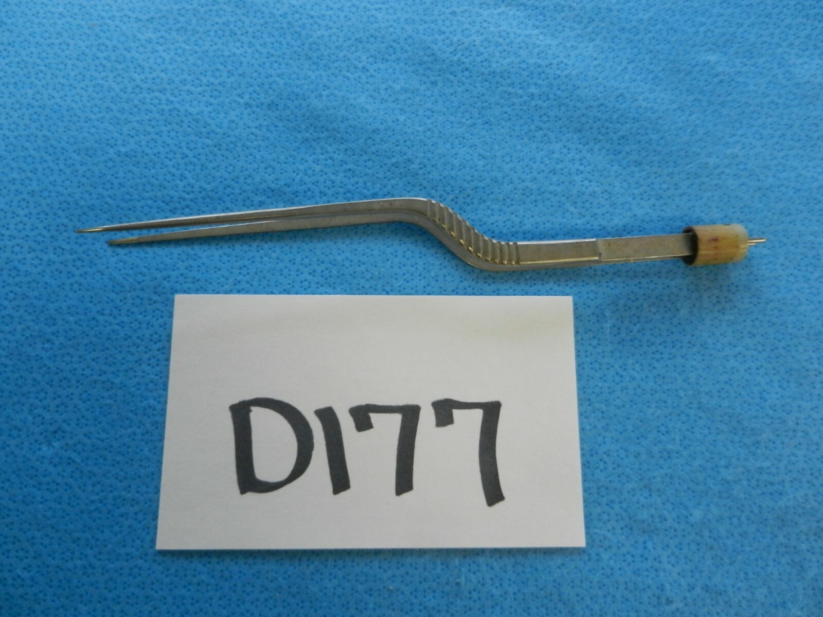 Storz Surgical 8in Bayonet Bipolar Forceps US324