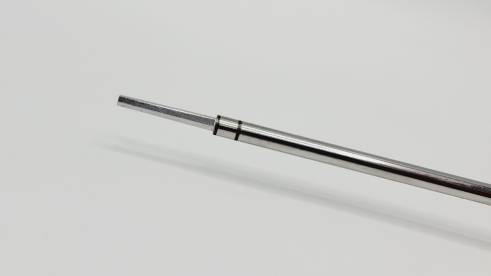 Arthrex AR-1386 Cannulated Hex Driver Arthroscopy 9-7/8″