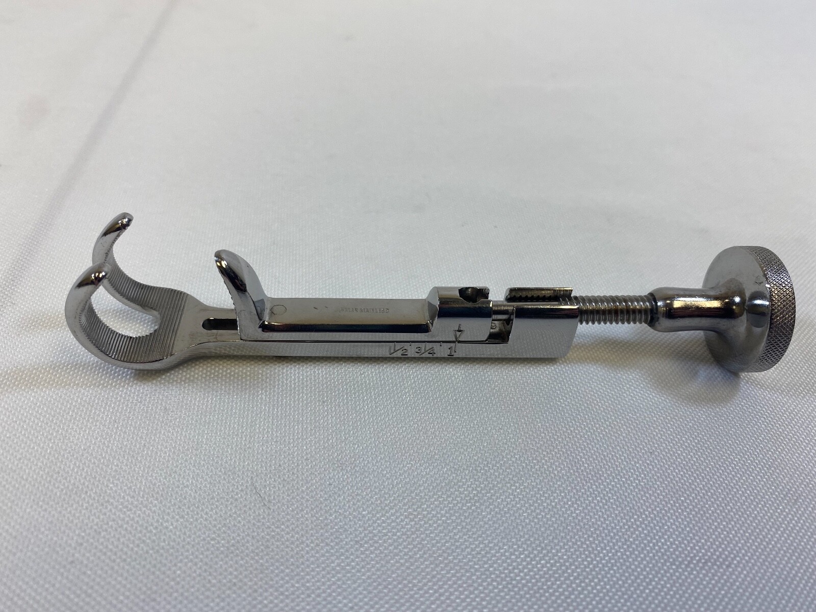 SKLAR Lowman Adjustable Bone Clamp 1 x 2 Prong Jaw