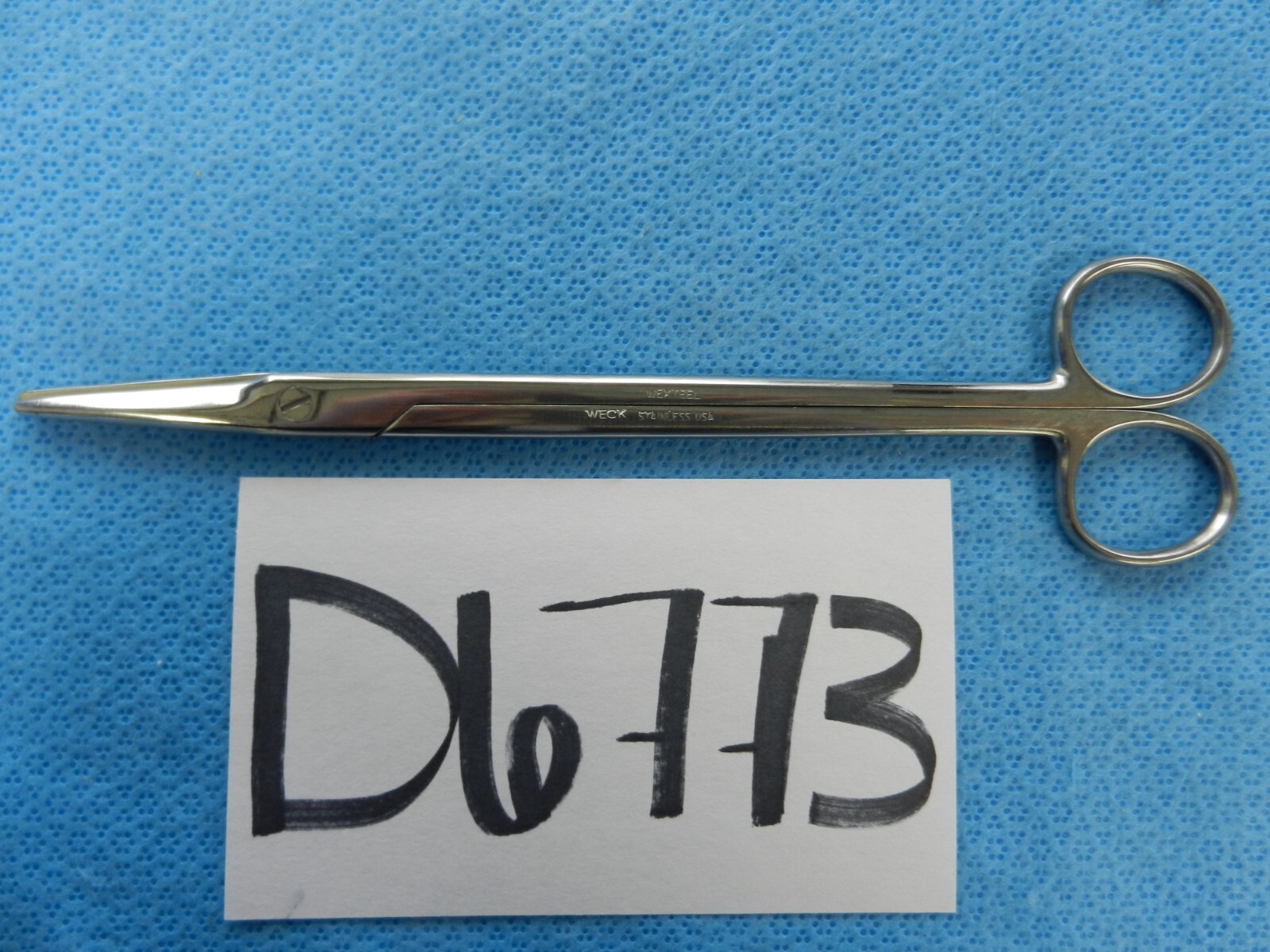 D6773 Weck Mayo Straight Surgical Scissors 22cm Long 460620