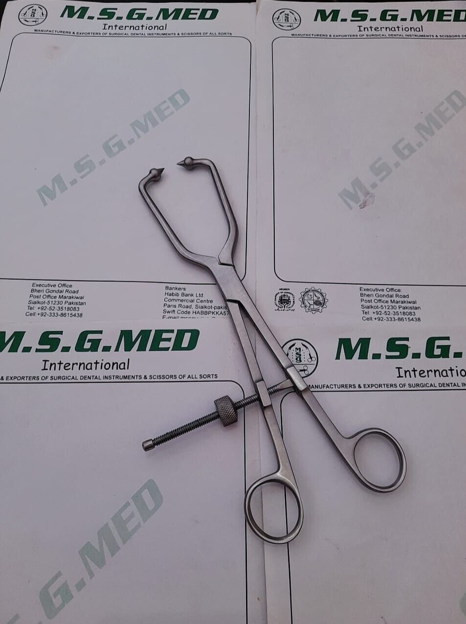 Professional Synthhes 03.100.020 Pelvic Reduction Forceps Pointed Ball Tips