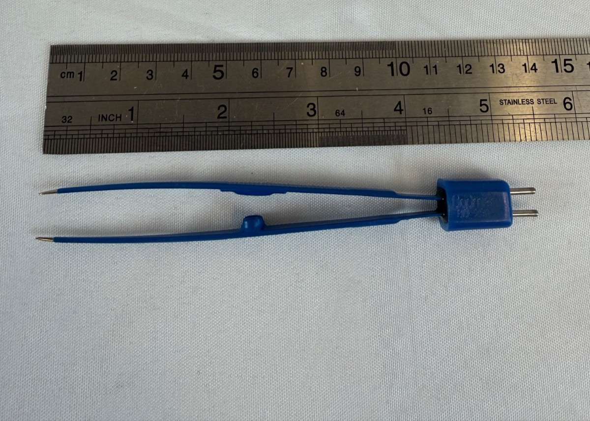 Codman 80-2914 Insulated Non Stick Straight Bipolar Forceps 0.25″ Tips L: 5″