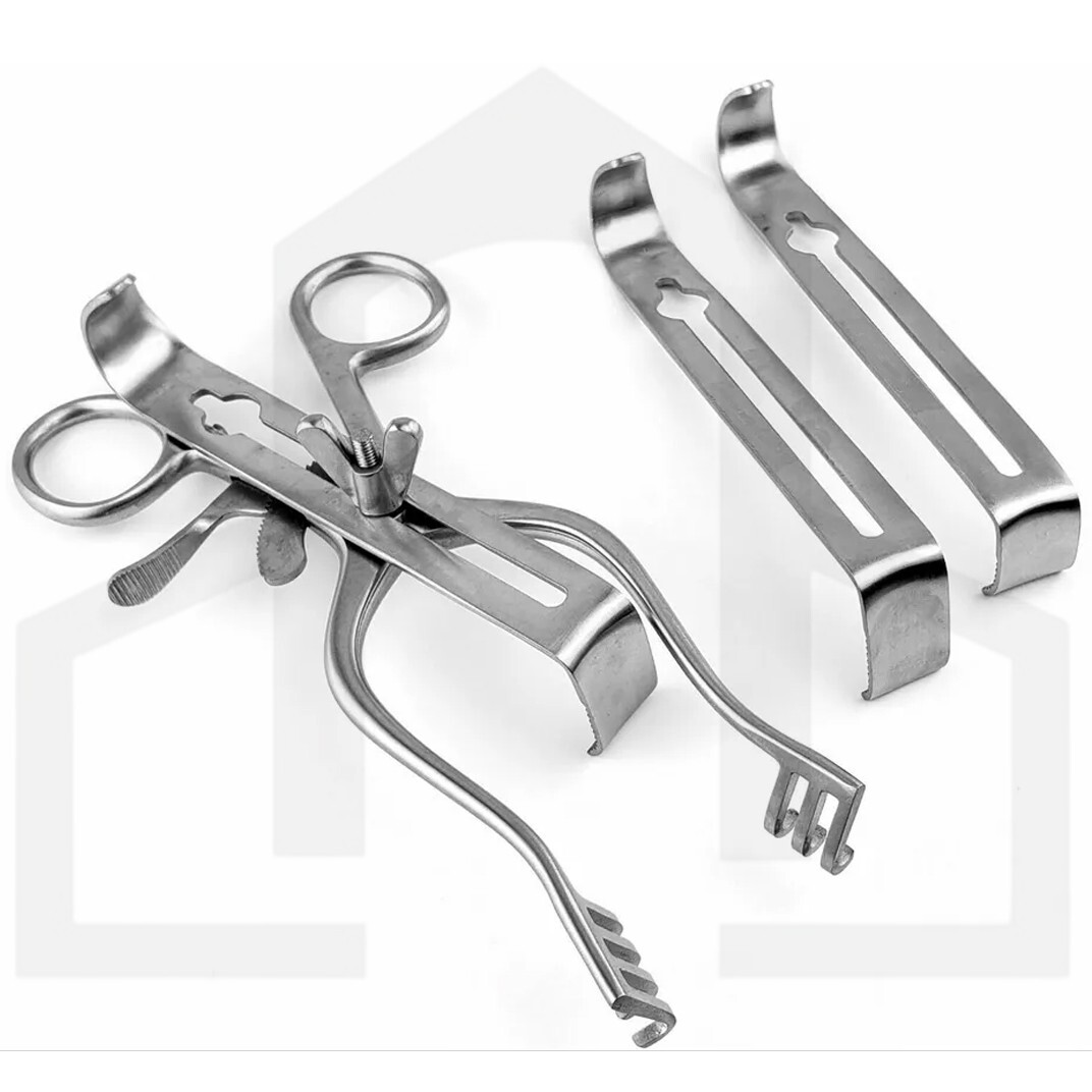 Henley Self Retaining Retractor With 3 Center Blades Surgical Instruments